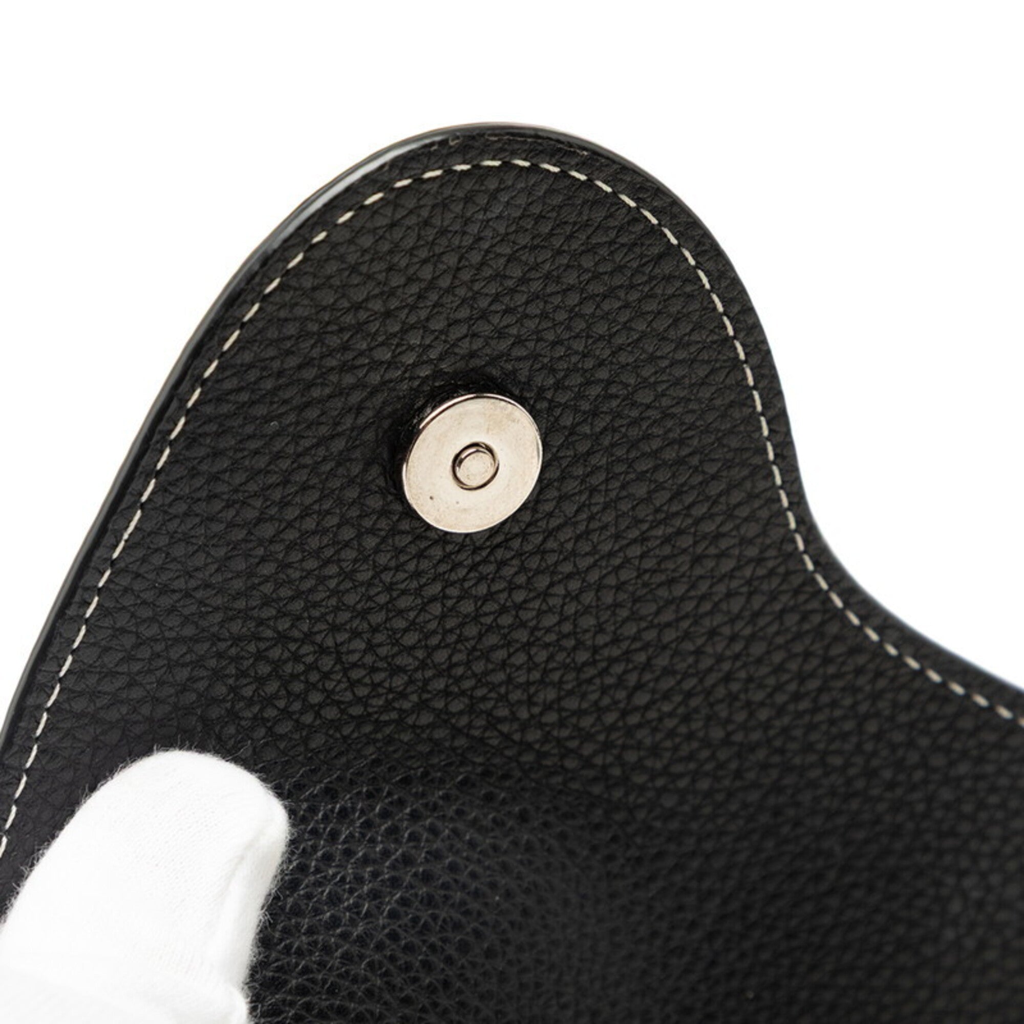 Christian Dior Black Leather Shoulder Bag (Pre-Owned)