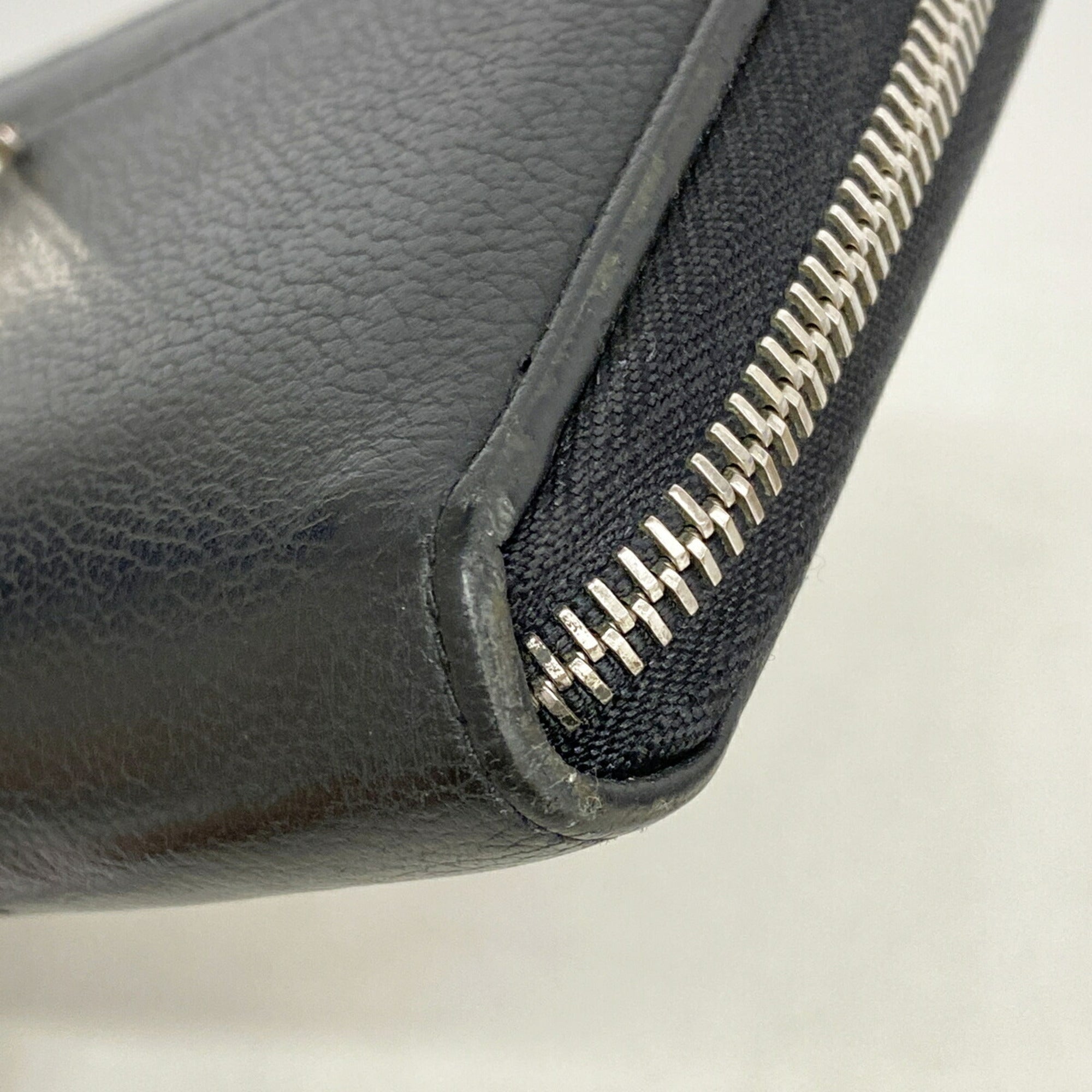Louis Vuitton Noir Long Wallet (Bi-Fold) (Pre-Owned)