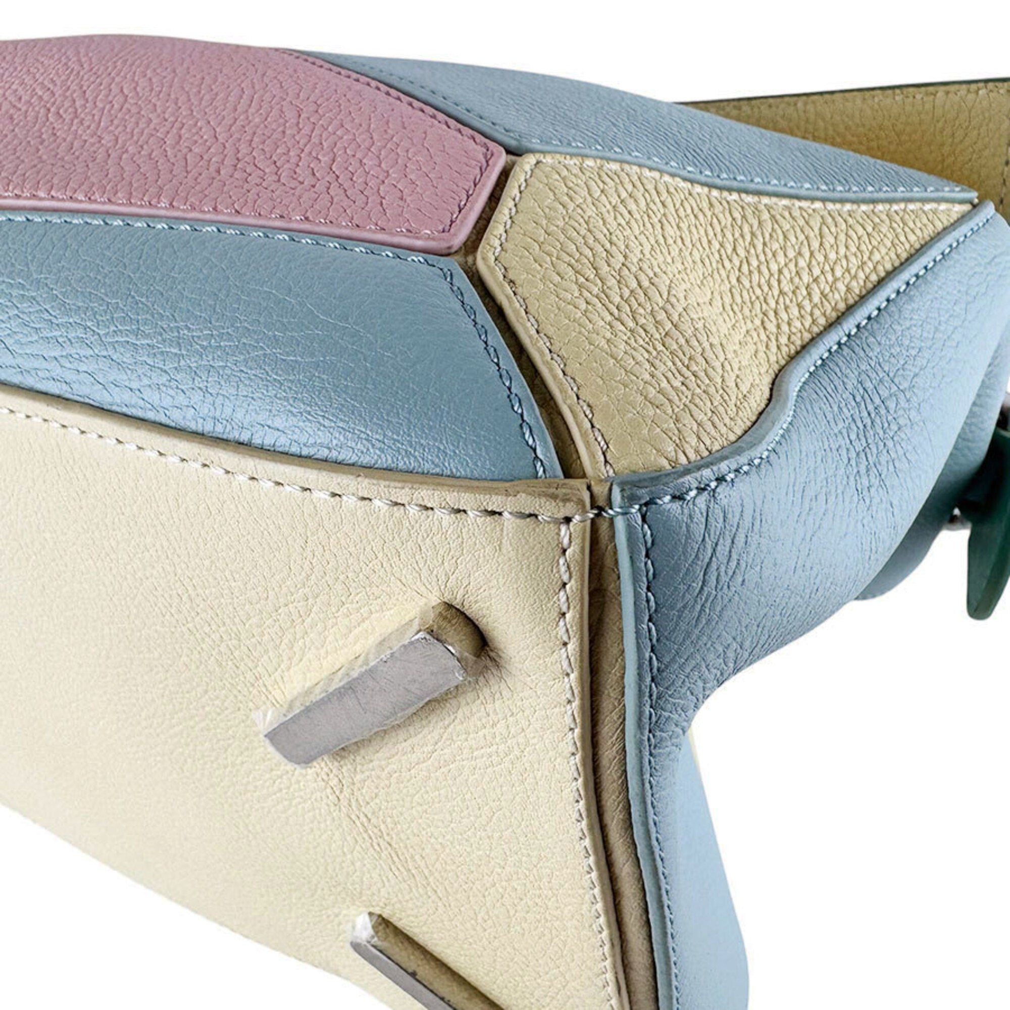 Loewe Multi-Color Leather Shoulder Bag (Pre-Owned)