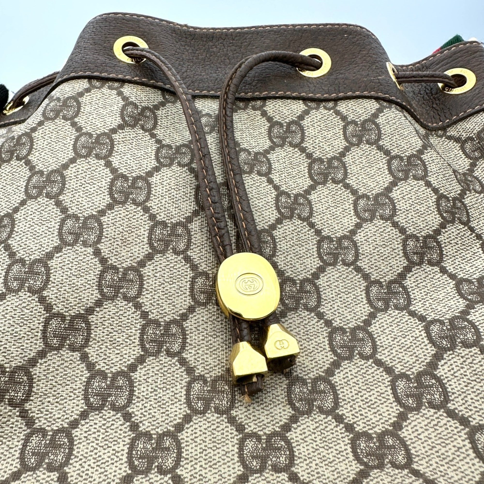 Gucci Beige Brown Gg Supreme Canvas Shoulder Bag (Pre-Owned)