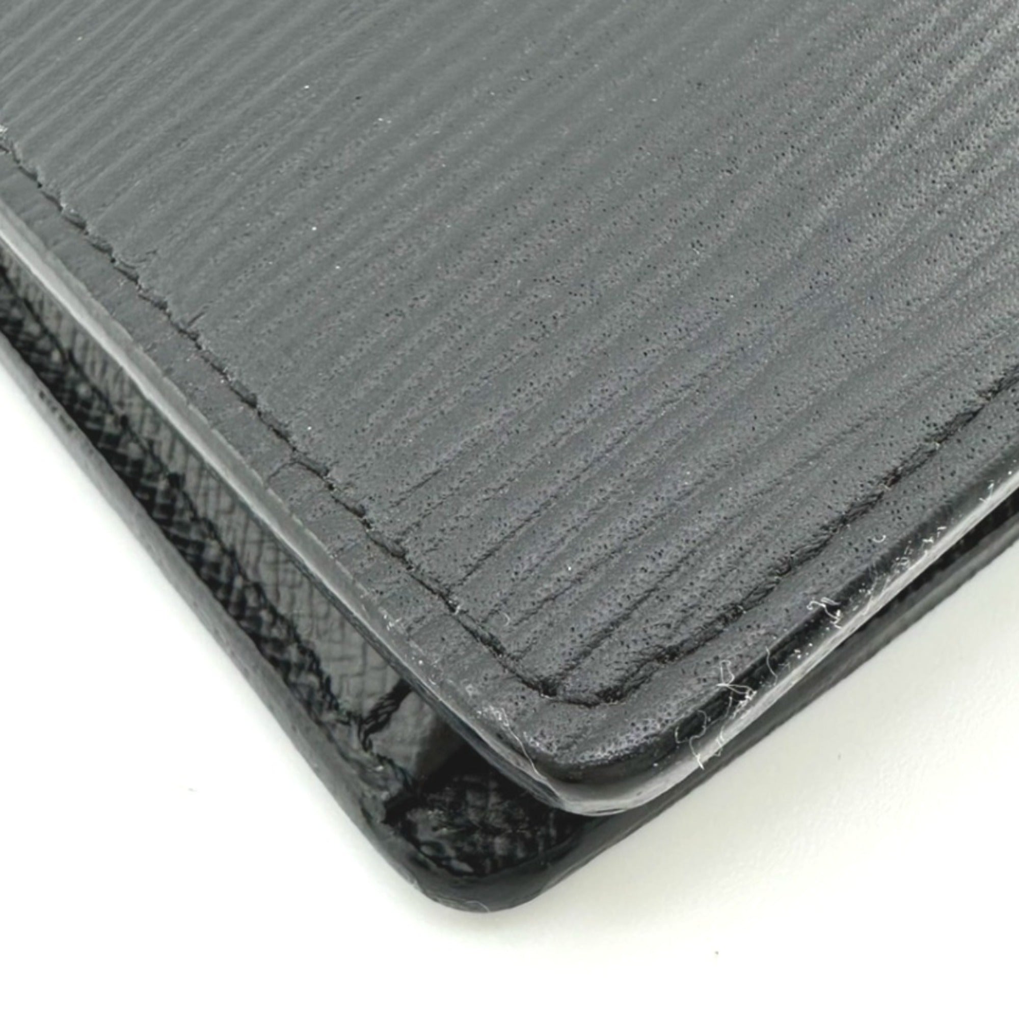 Louis Vuitton Black Noir Epi Leather Long Wallet (Bi-Fold) (Pre-Owned)