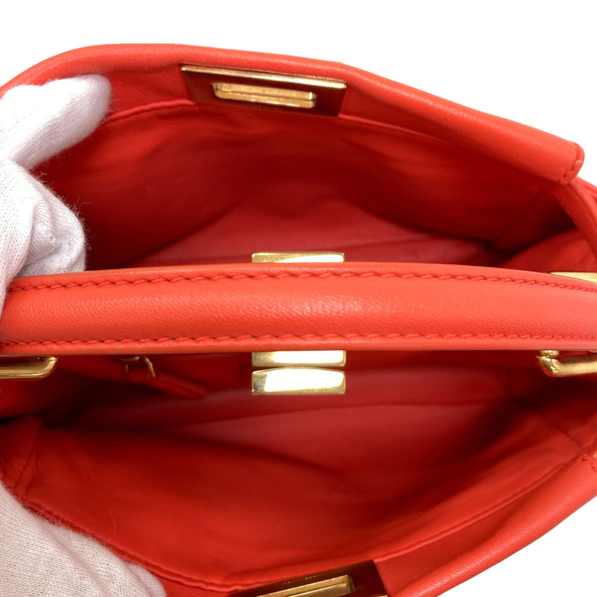 Fendi Orange Leather Handbag (Pre-Owned)