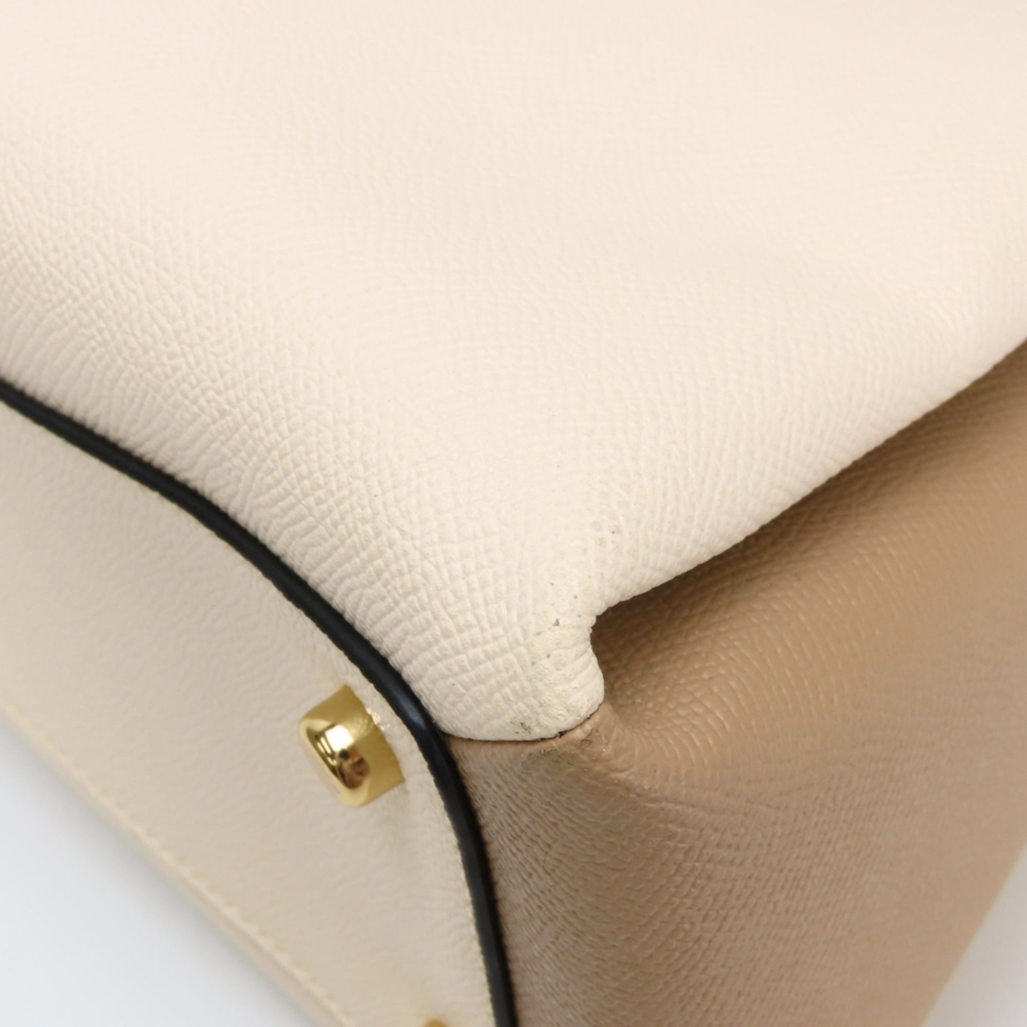 Coach Beige Black Ivory Leather Handbag (Pre-Owned)