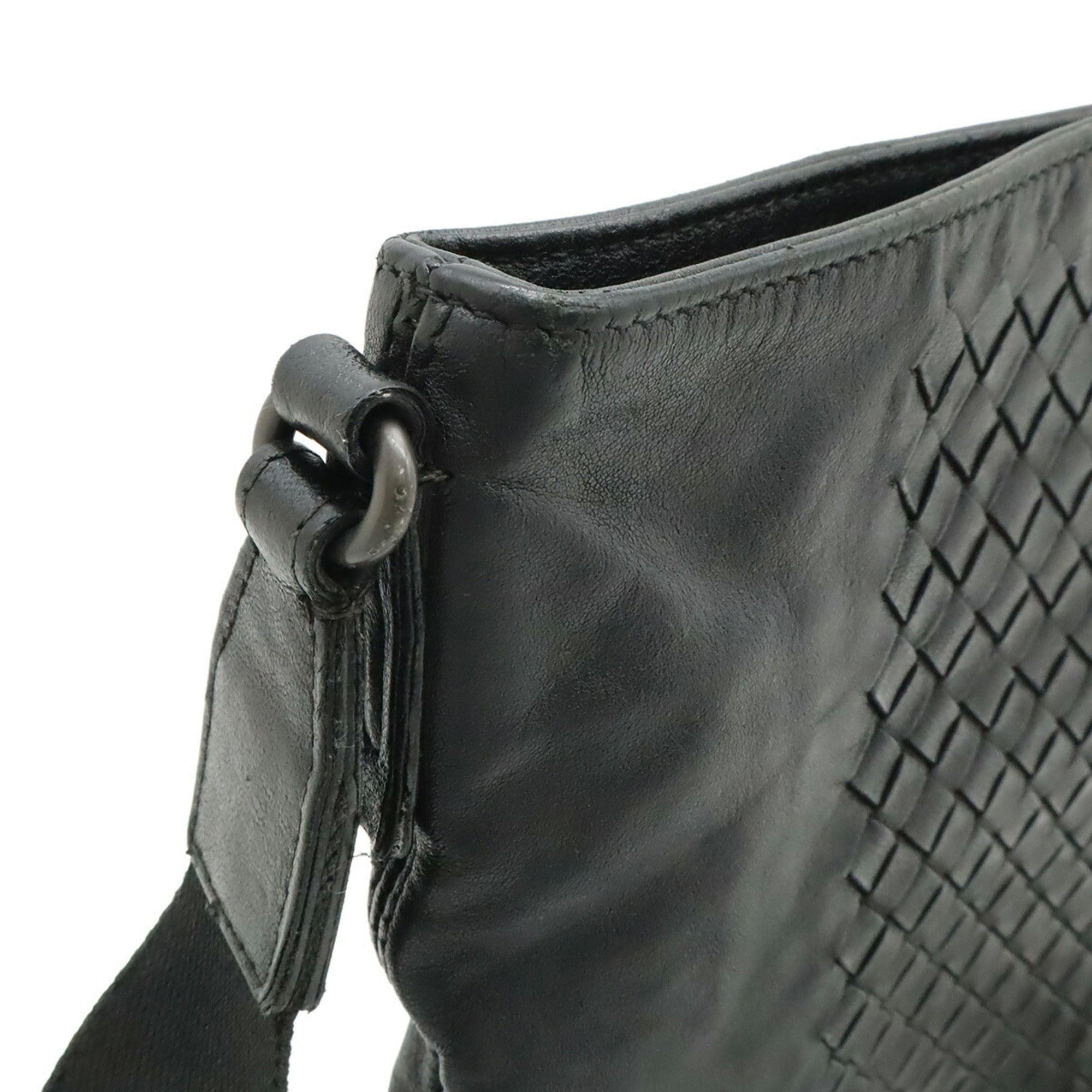 Bottega Veneta Intrecciato Black Leather Shoulder Bag (Pre-Owned)