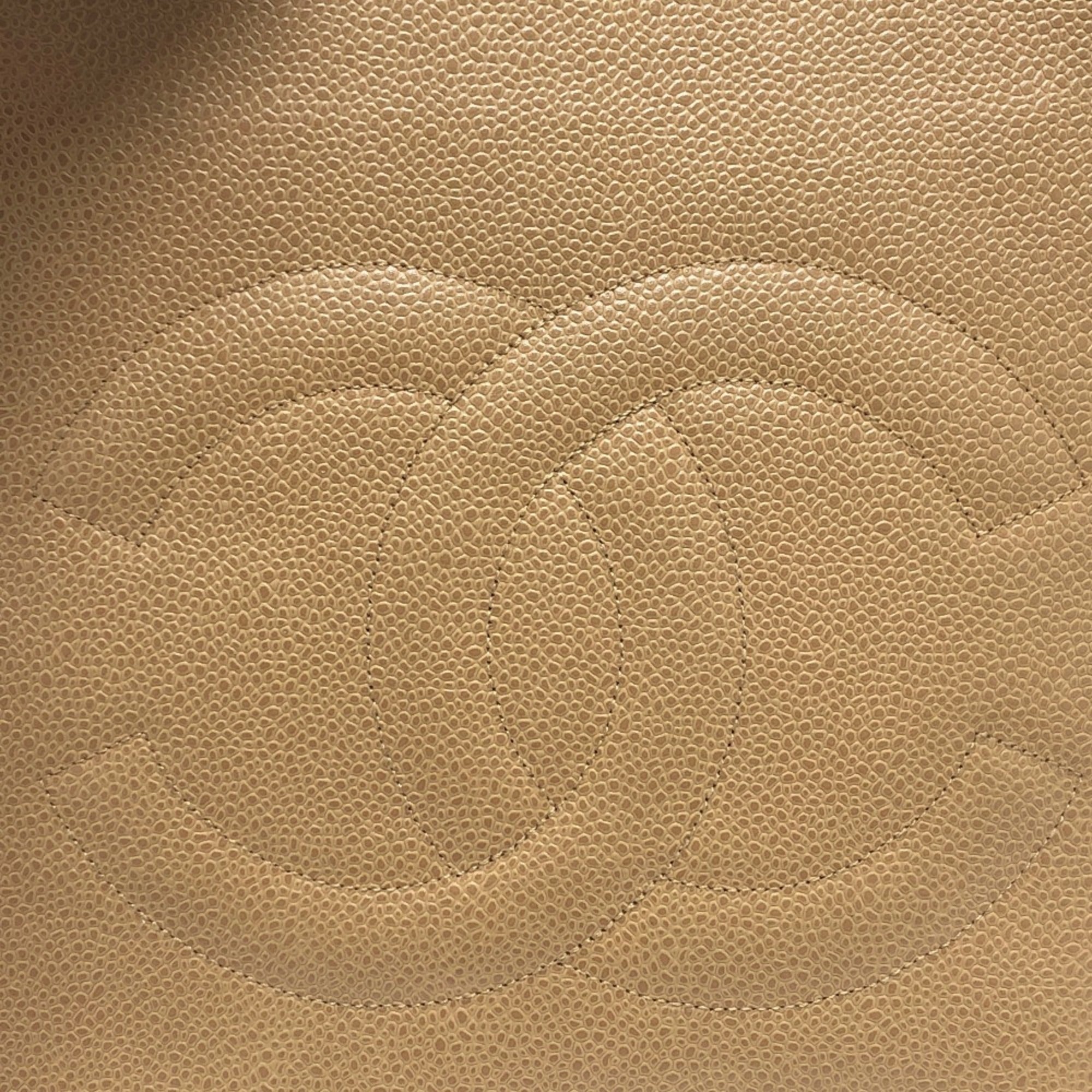 Chanel Beige Leather Tote Bag (Pre-Owned)