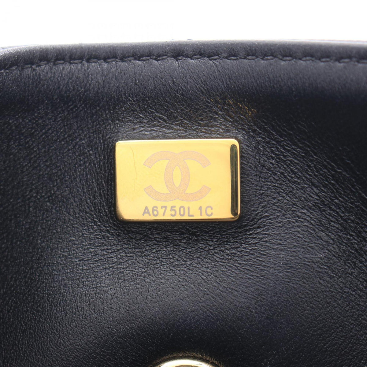 Chanel Black Grained Calfskin Handbag Shoulder Bag (Pre-Owned)