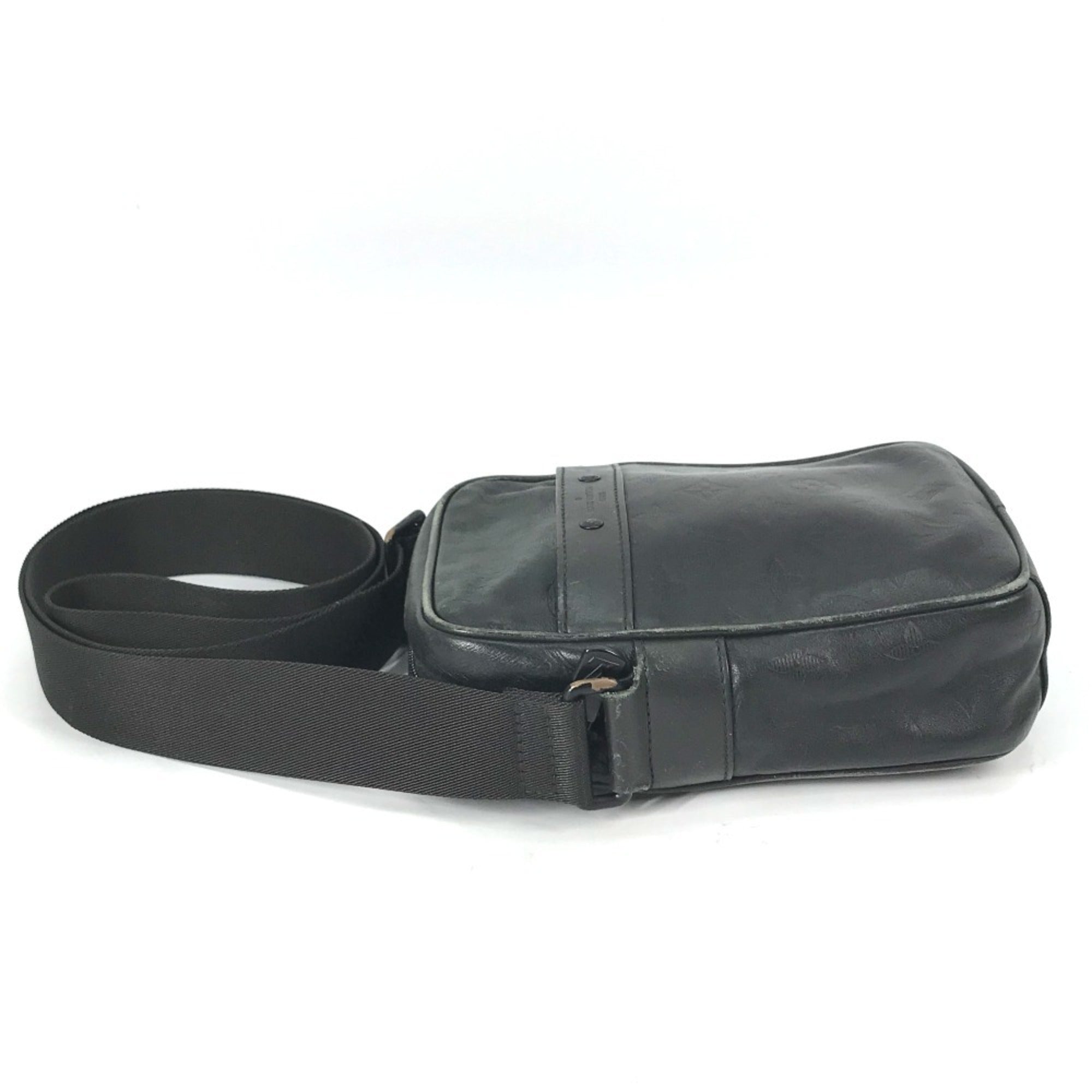 Louis Vuitton Monogram Shadow Black Galle Monogram Shadow Pochette Shoulder Bag (Pre-Owned)