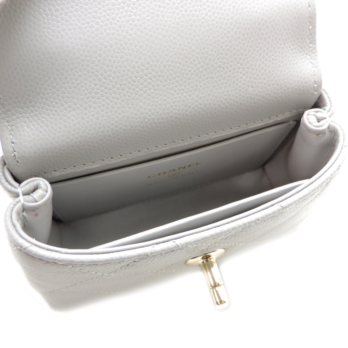 Chanel Gray Grained Calfskin Handbag (Pre-Owned)