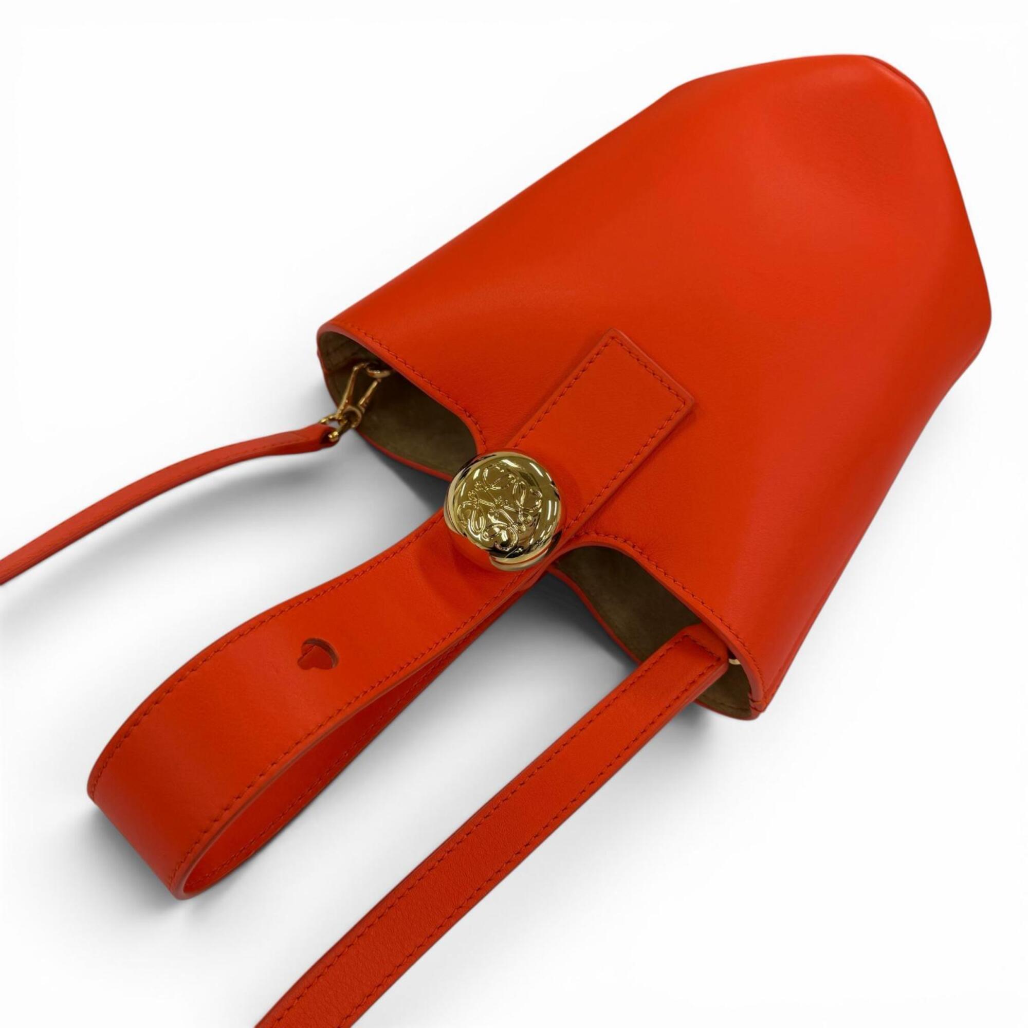 Loewe Orange Leather Handbag Shoulder Bag (Pre-Owned)