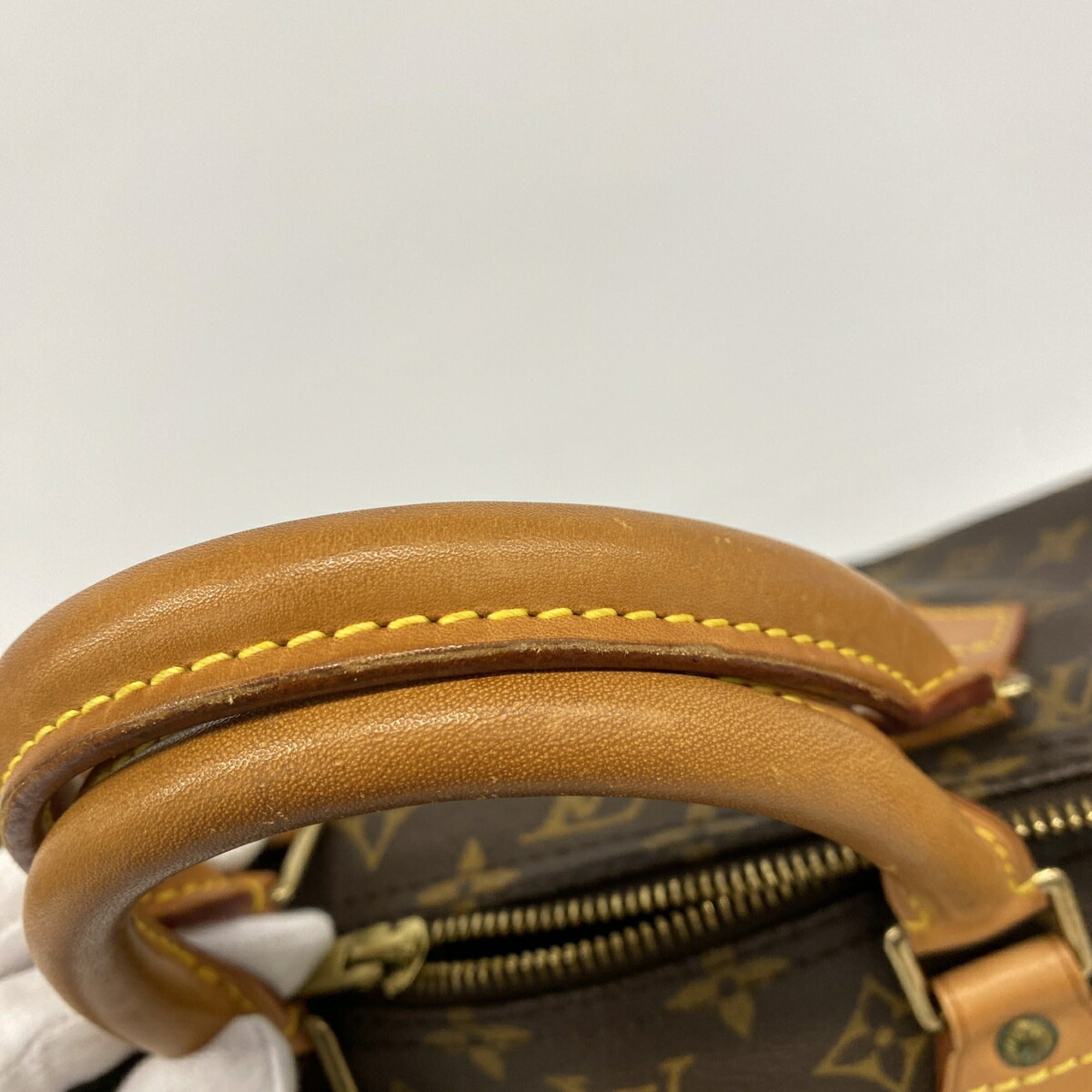 Louis Vuitton Brown Handbag (Pre-Owned)