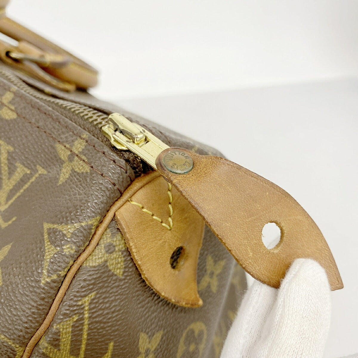 Louis Vuitton Brown Handbag (Pre-Owned)