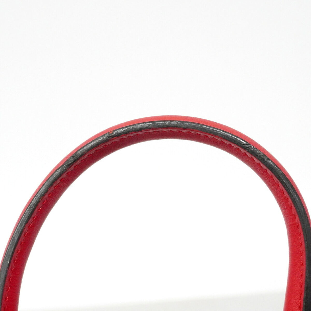 Louis Vuitton Rouge Handbag (Pre-Owned)
