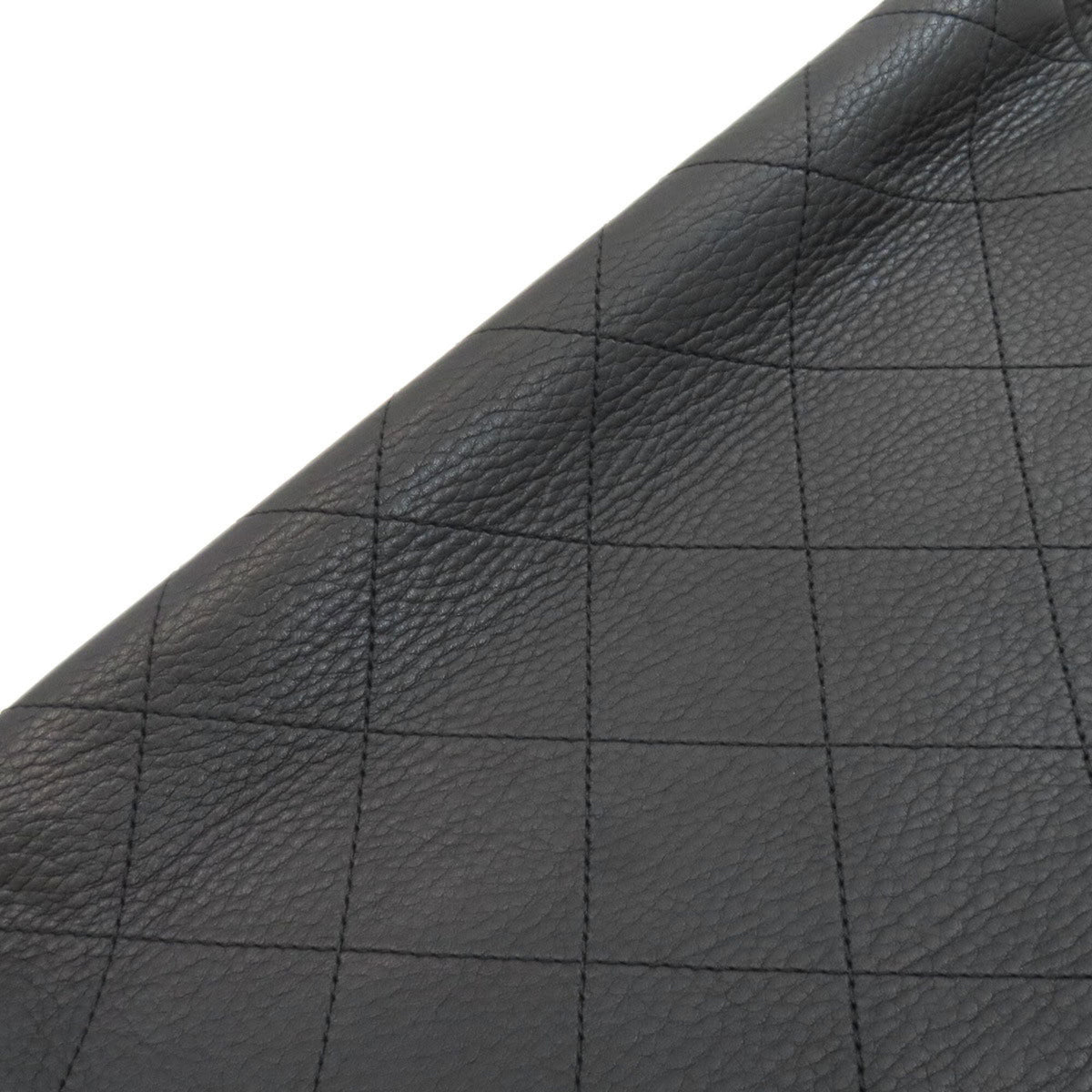 Chanel Matelasse Black Leather Tote Bag (Pre-Owned)