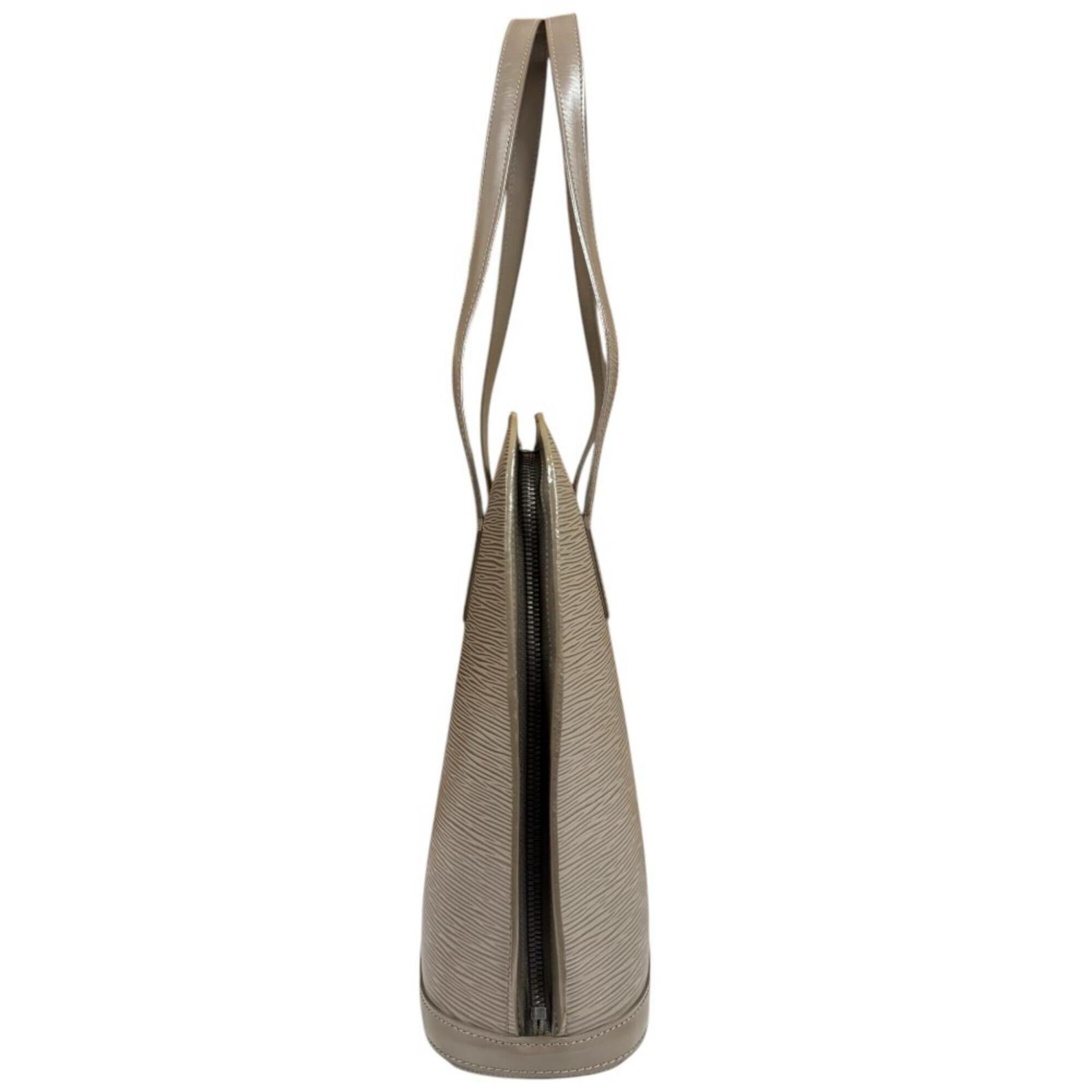 Louis Vuitton Gray Epi Leather Shoulder Bag (Pre-Owned)