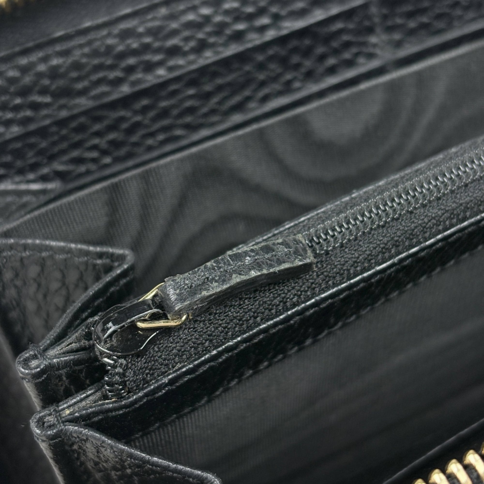 Gucci Beige Black Coated Canvas Leather Long Wallet (Bi-Fold) (Pre-Owned)