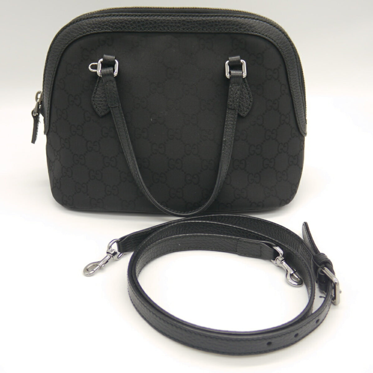 Gucci Black Nylon Leather Handbag Shoulder Bag (Pre-Owned)