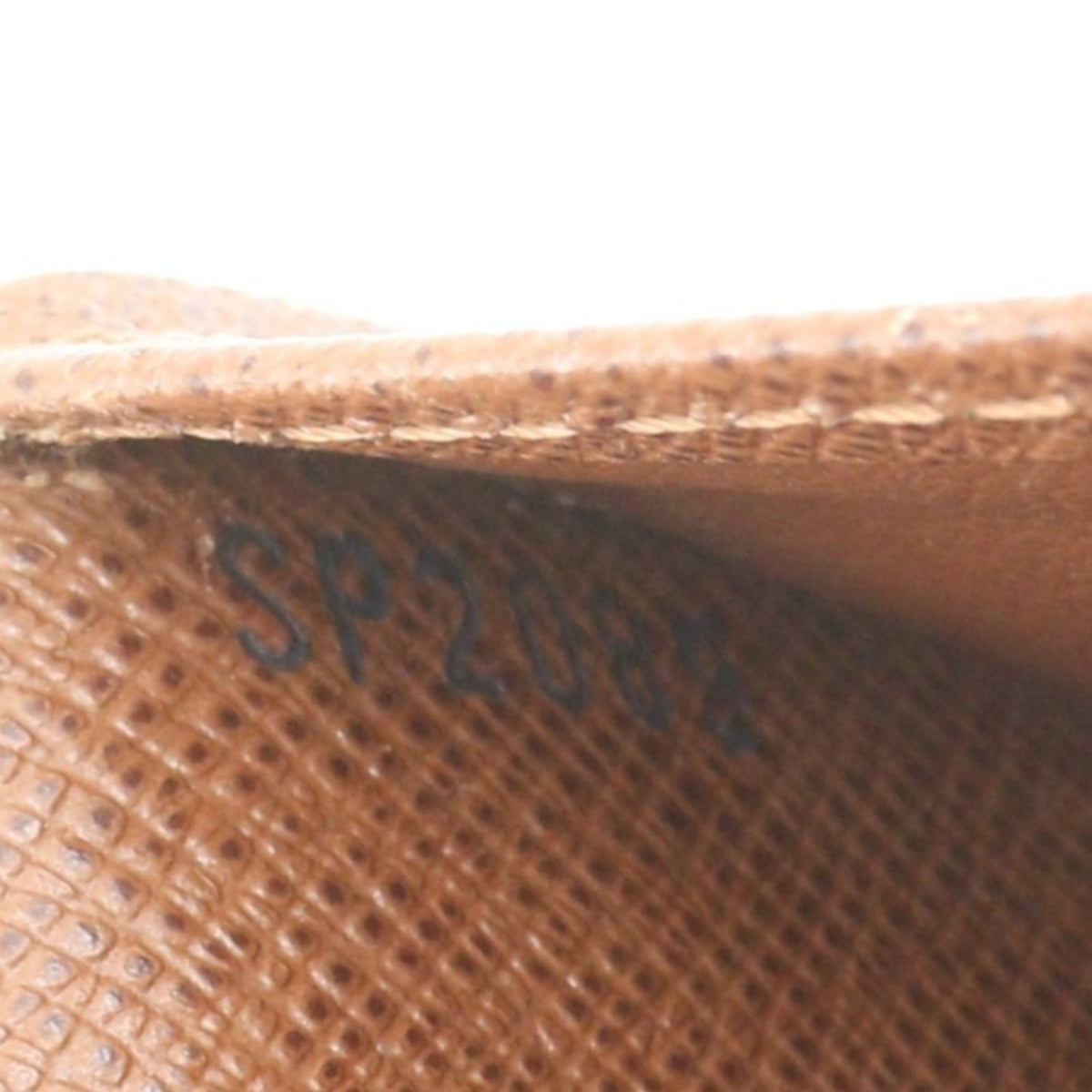 Louis Vuitton Monogram Brown Monogram Monogram Canvas Wallet (Bi-Fold) (Pre-Owned)
