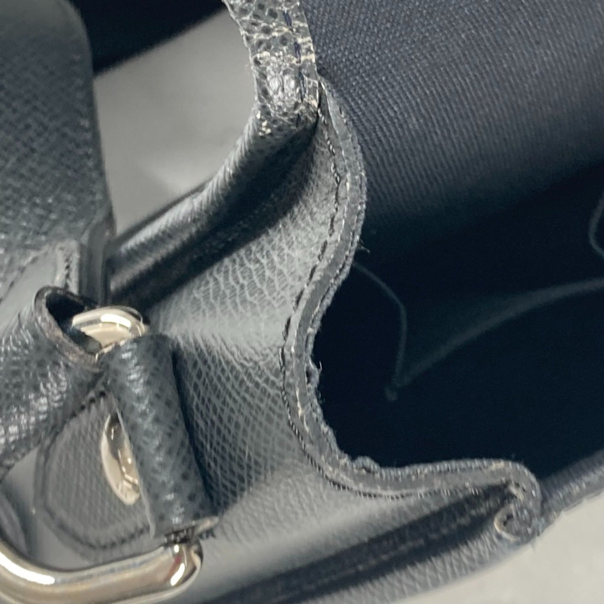 Louis Vuitton Ardoise Black Taiga Leather Messenger Bag Shoulder Bag (Pre-Owned)