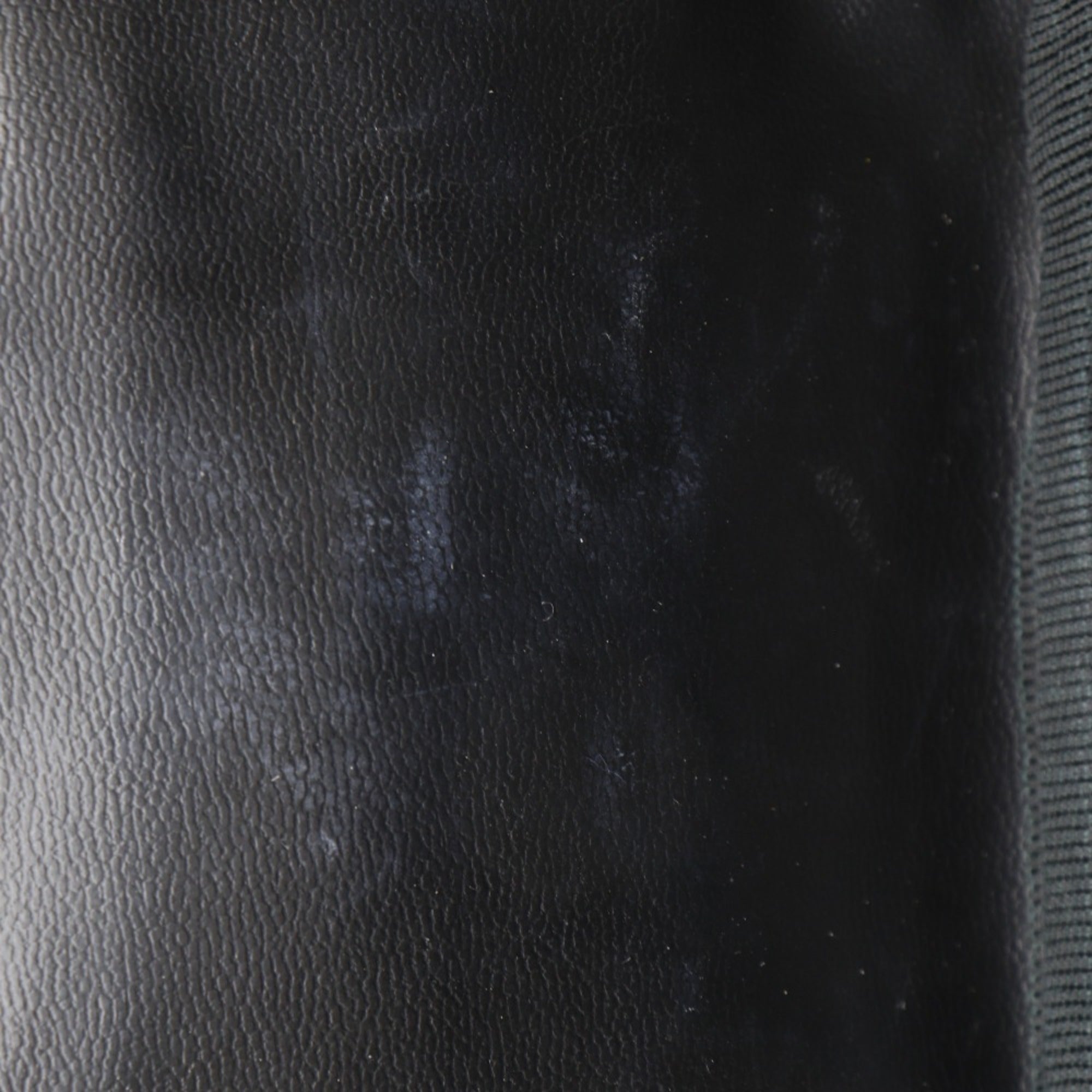 Chanel Black Leather Handbag Pouch (Pre-Owned)