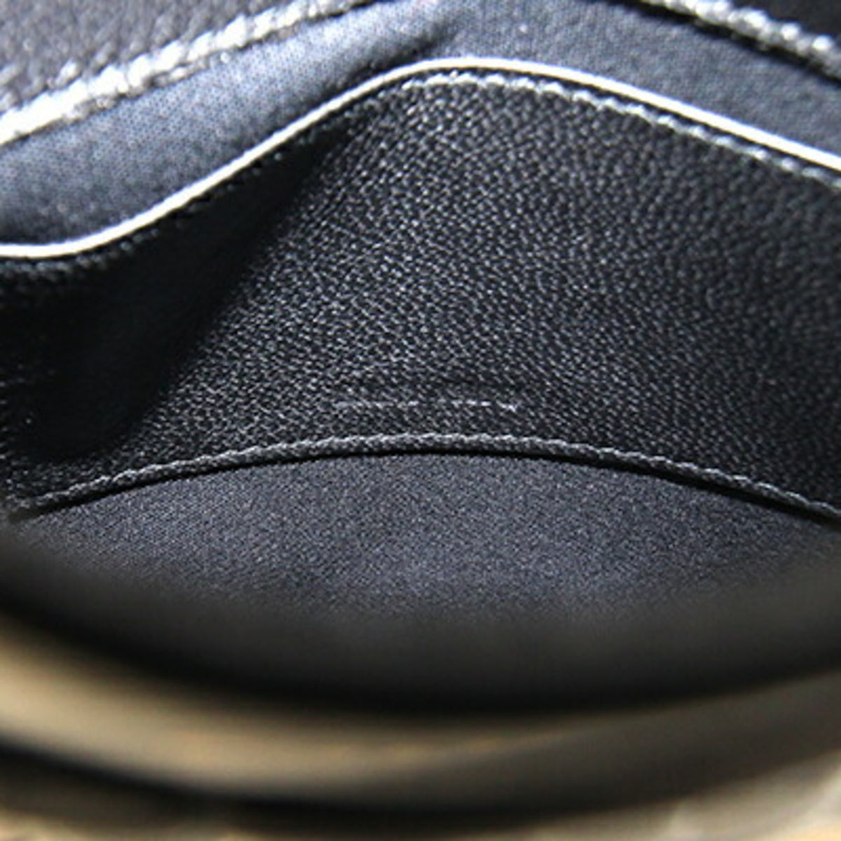 Miu Miu Matelasse Black Leather Pochette Shoulder Bag (Pre-Owned)