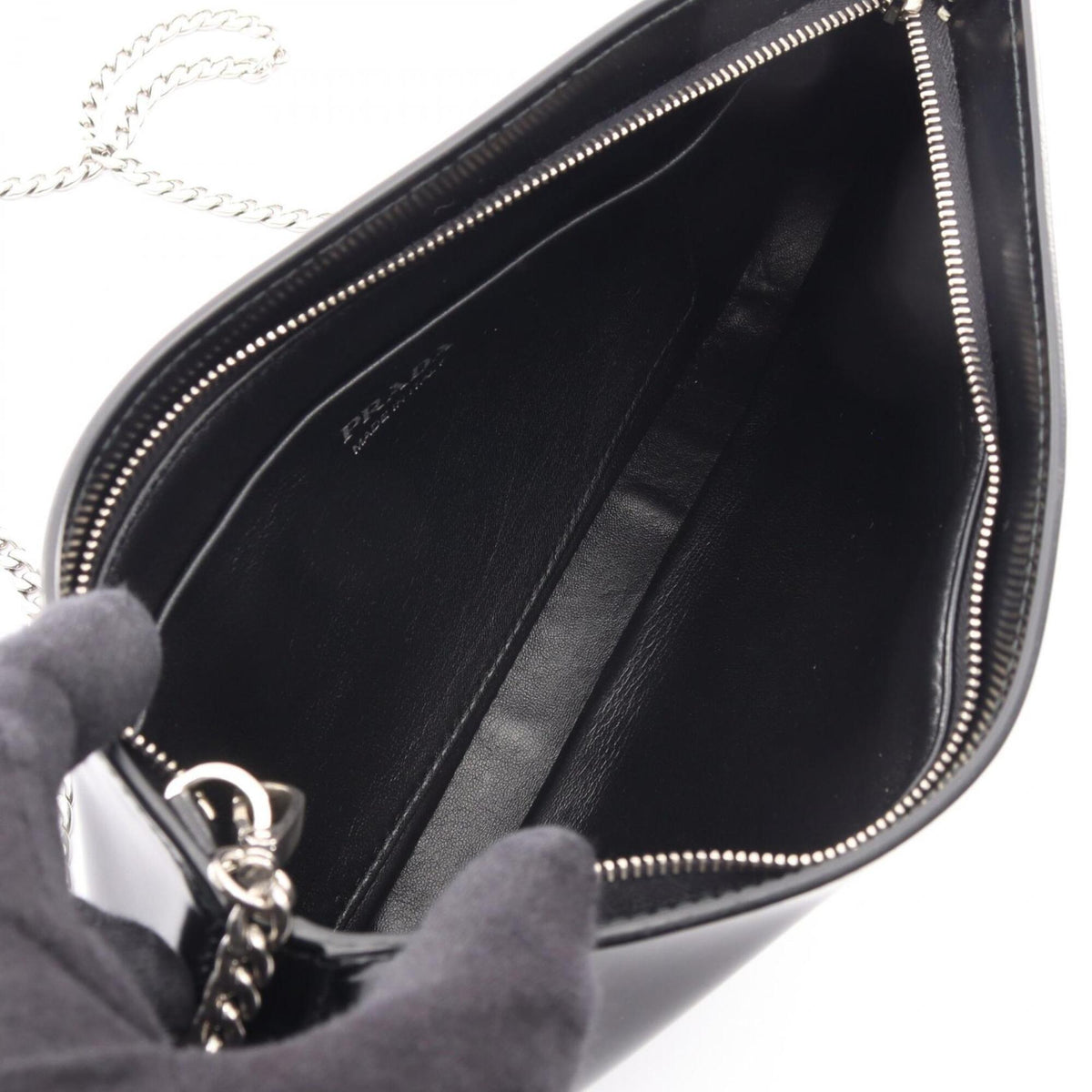 Prada Black Leather Handbag Shoulder Bag (Pre-Owned)