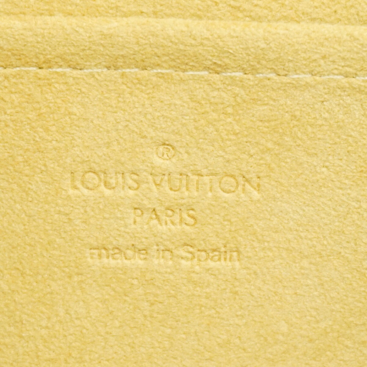 Louis Vuitton Brown Shoulder Bag (Pre-Owned)