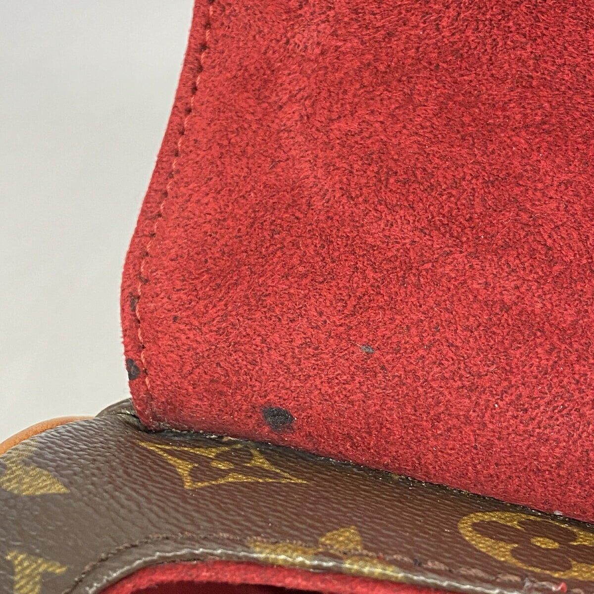 Louis Vuitton Brown Handbag (Pre-Owned)