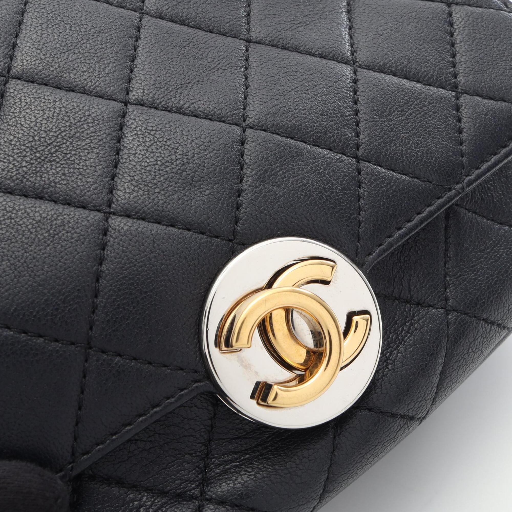 Chanel Navy Leather Handbag Shoulder Bag (Pre-Owned)