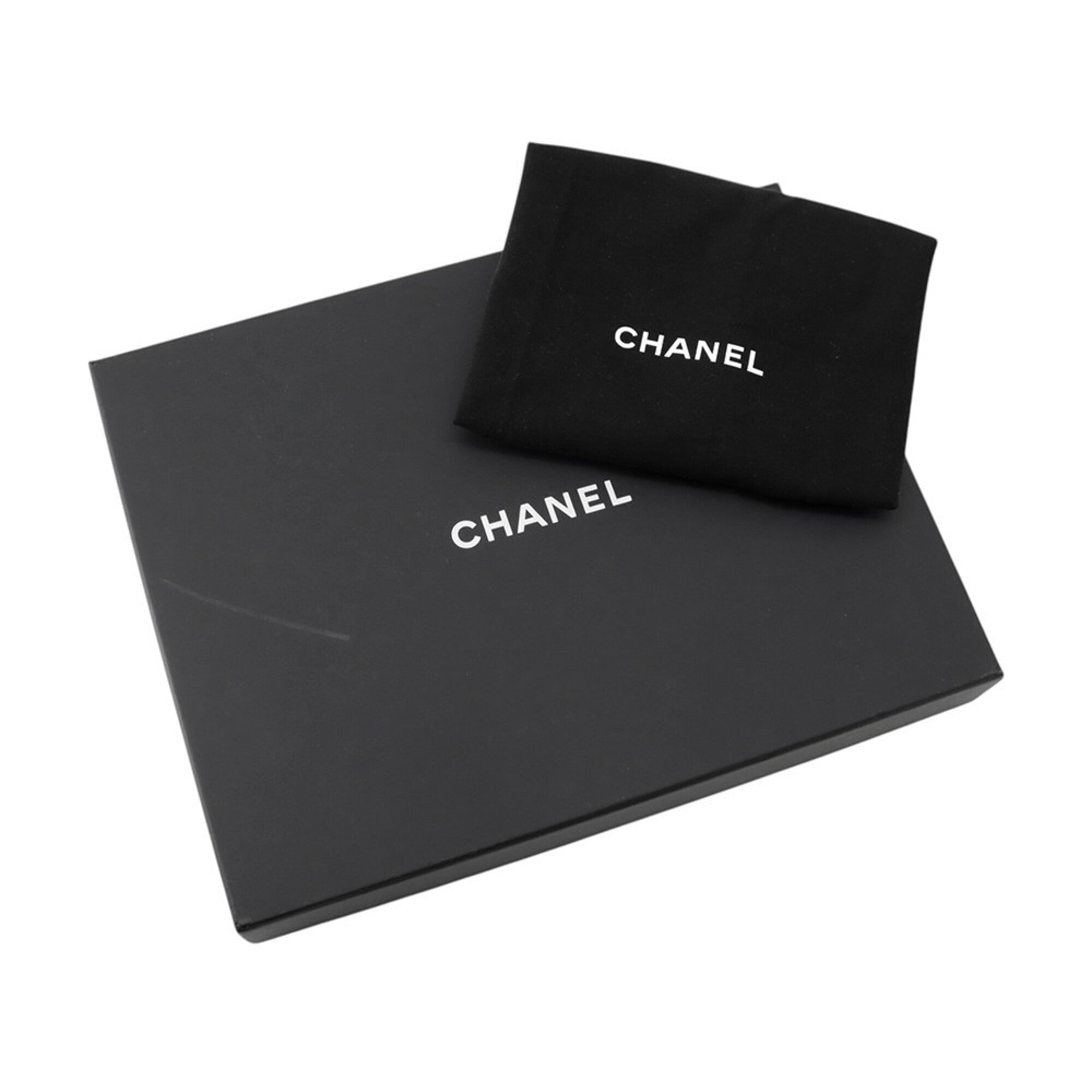 Chanel Black Leather Shoulder Bag (Pre-Owned)