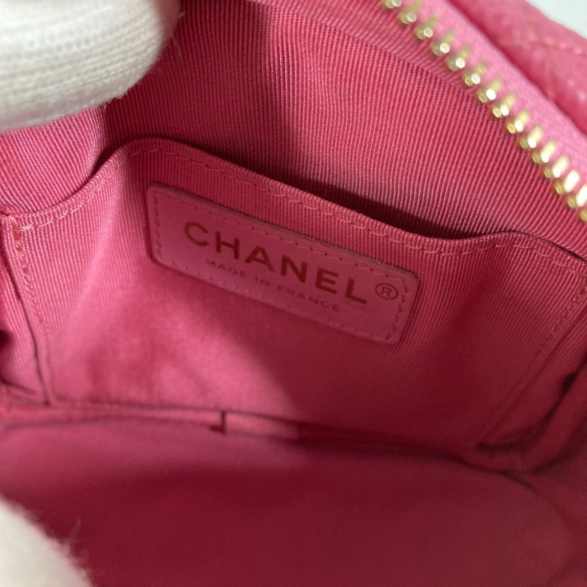 Chanel Pink Leather Shoulder Bag (Pre-Owned)