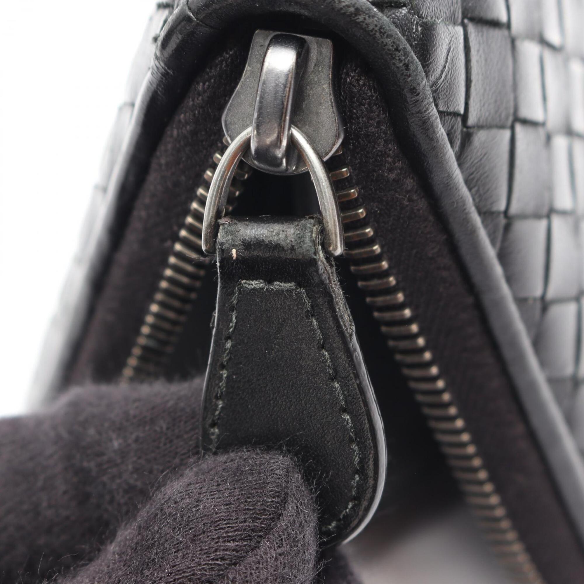 Bottega Veneta Black Leather Long Wallet (Bi-Fold) (Pre-Owned)