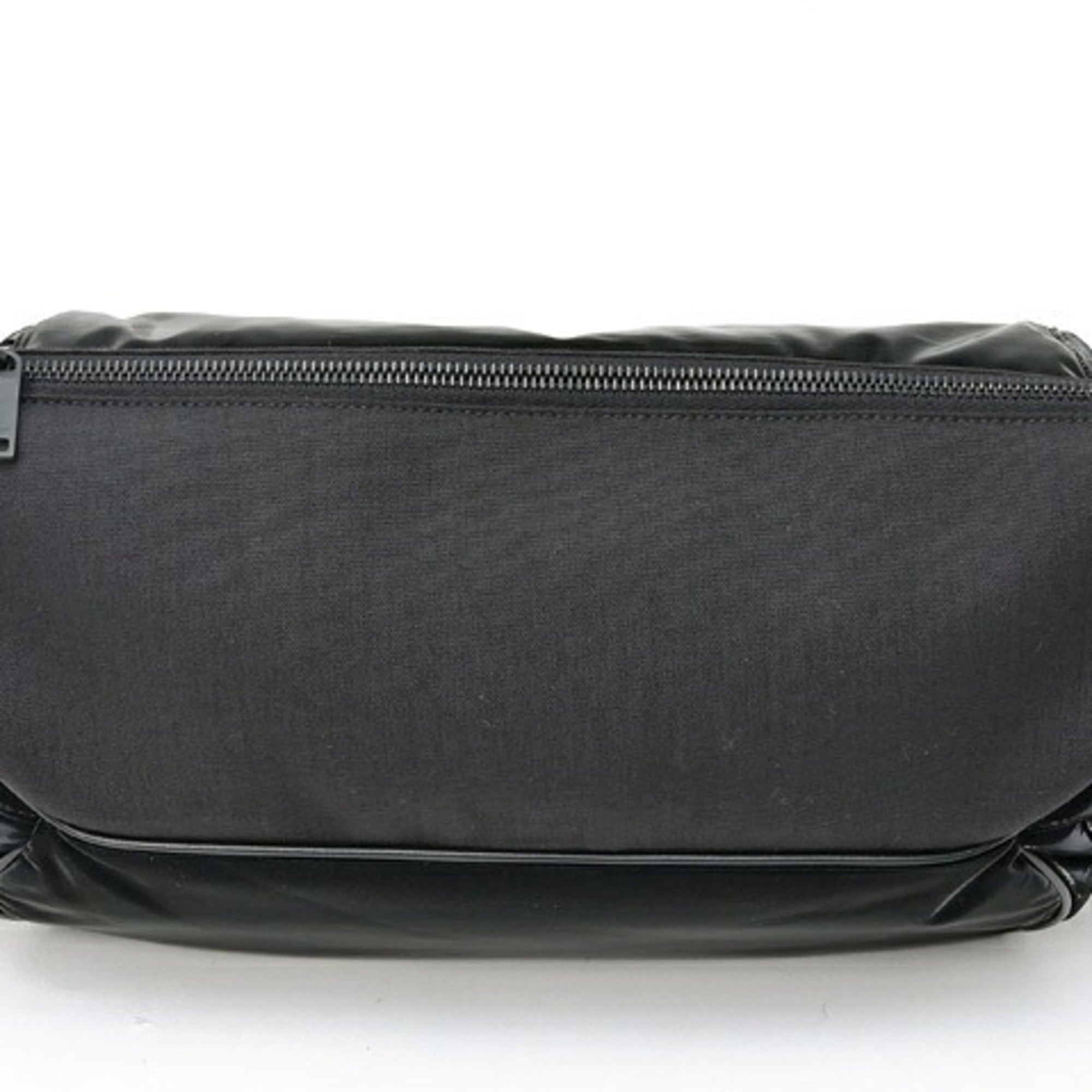 Saint Laurent Black Nylon Sling Bag (Pre-Owned)