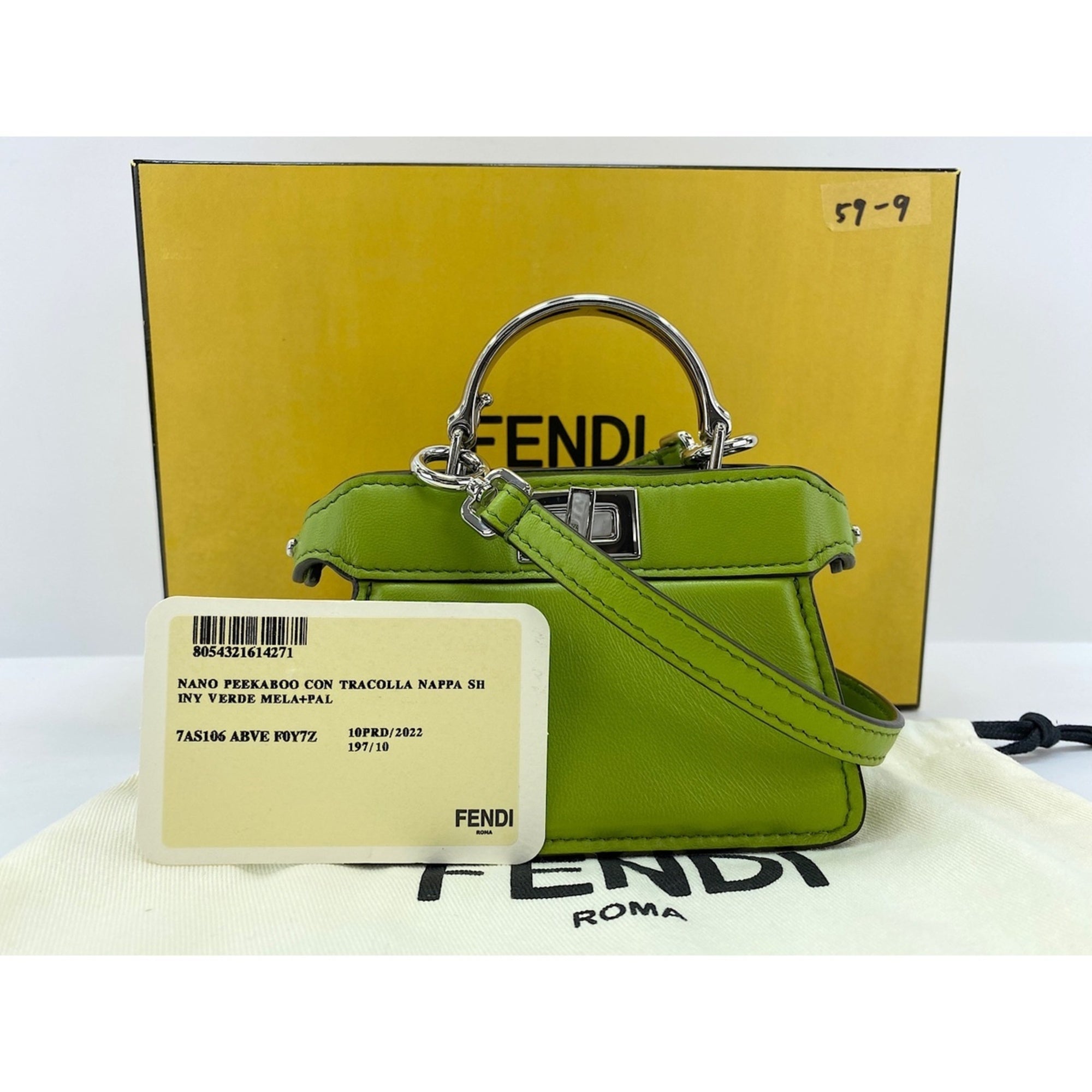 Fendi Green Shoulder Bag (Pre-Owned)