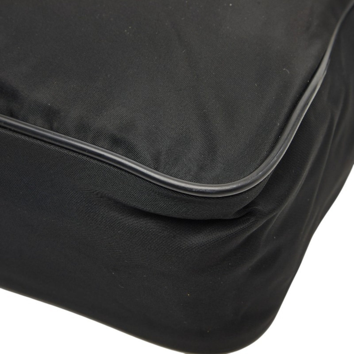 Prada Black Nylon Shoulder Bag (Pre-Owned)