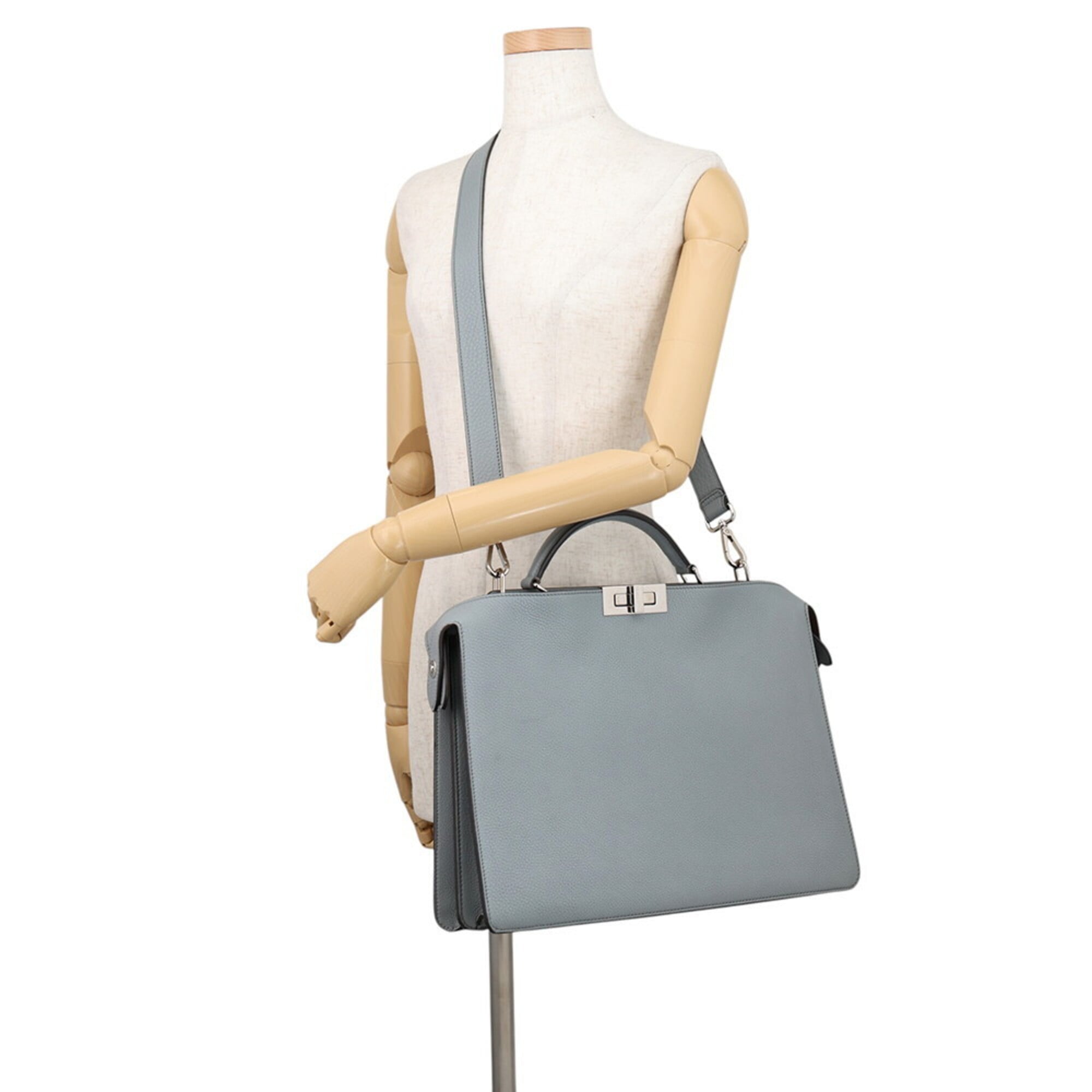Fendi Gray Leather Handbag (Pre-Owned)