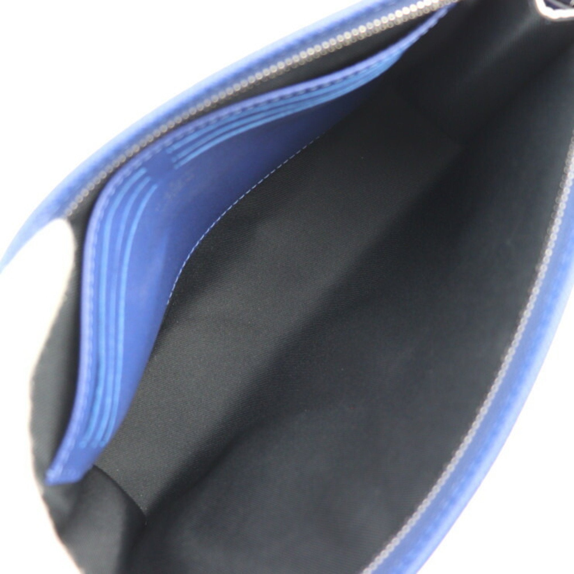 Louis Vuitton Cobalt Taiga Leather Clutch Bag Pochette (Pre-Owned)