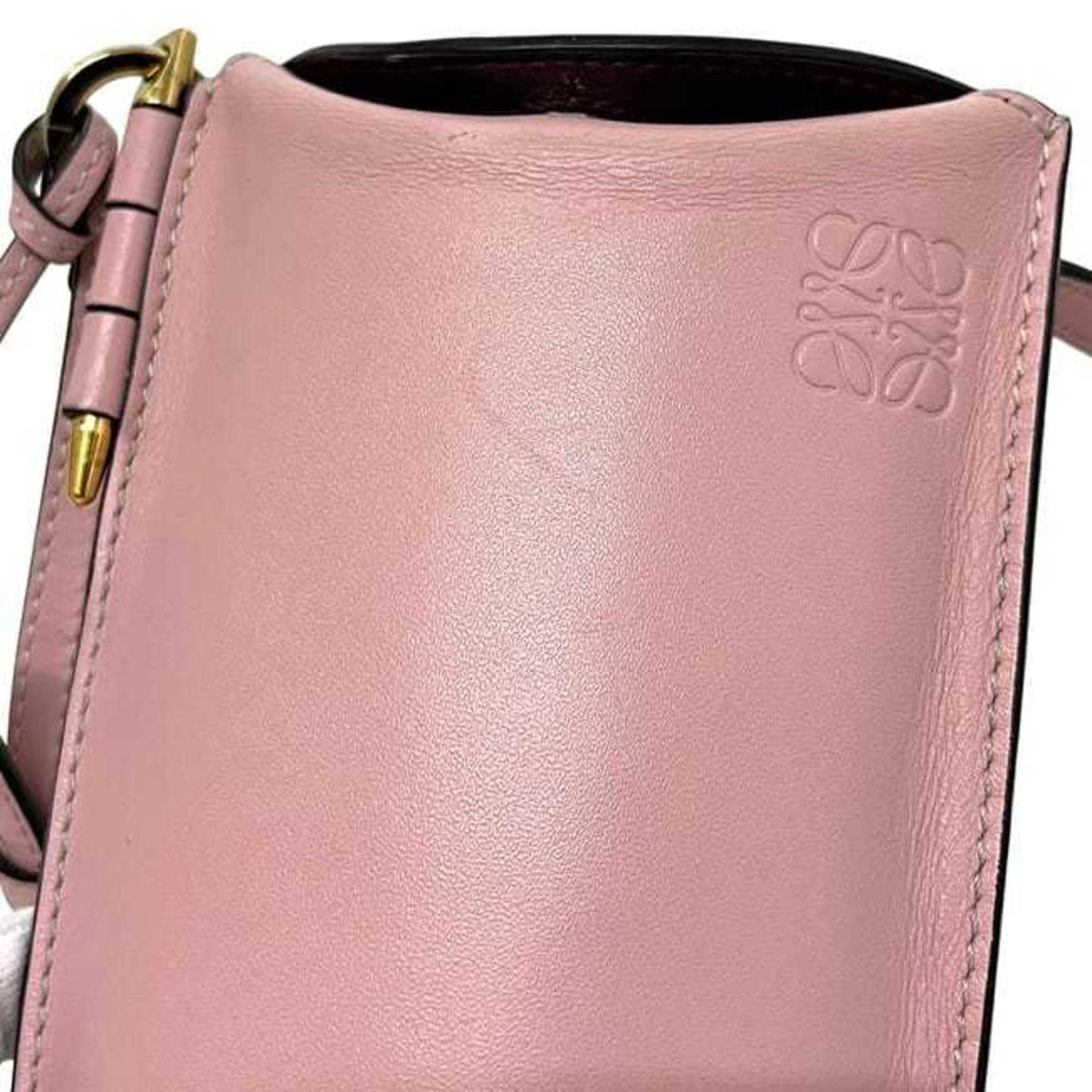 Loewe Pink Leather Pochette Shoulder Bag (Pre-Owned)