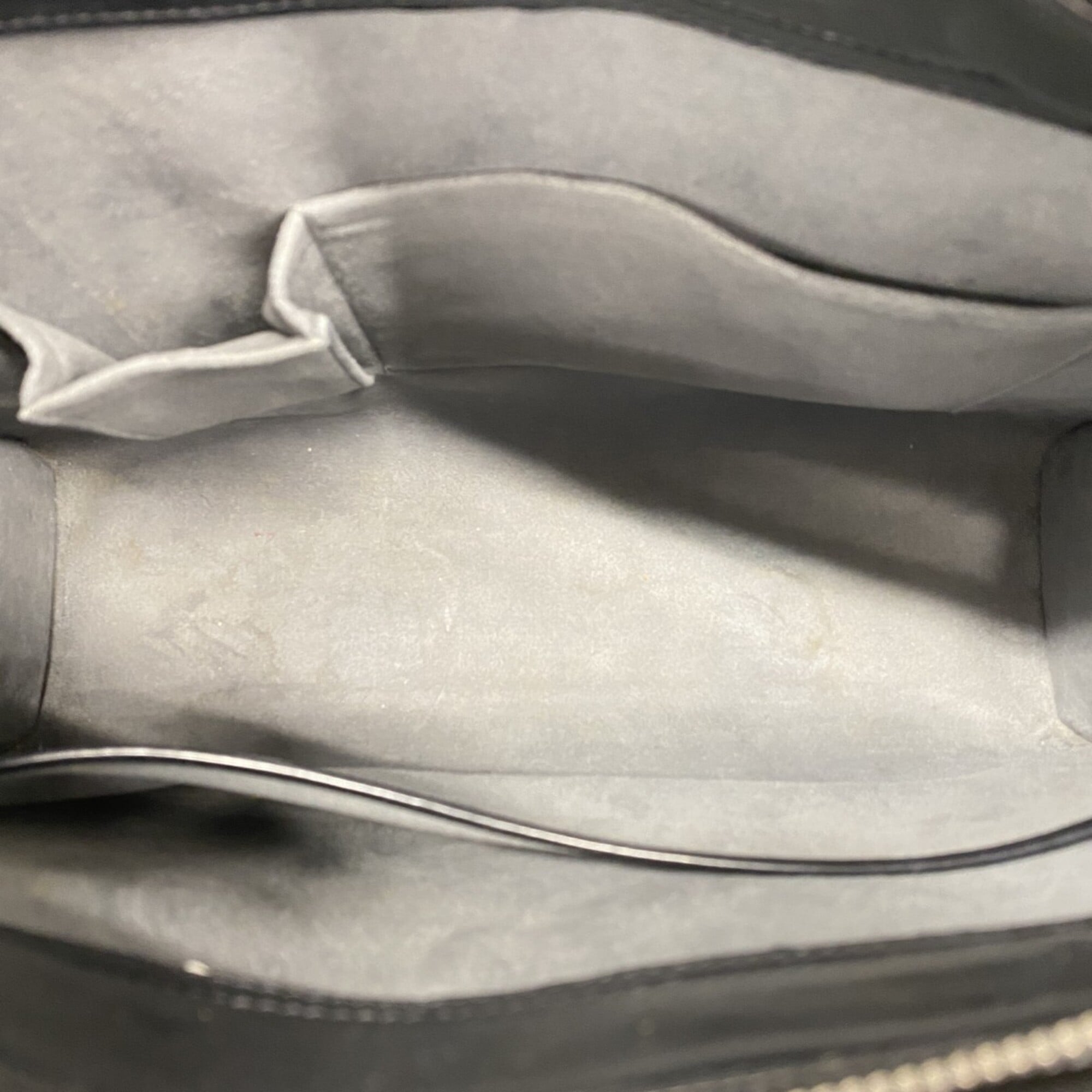 Louis Vuitton Noir Tote Bag (Pre-Owned)