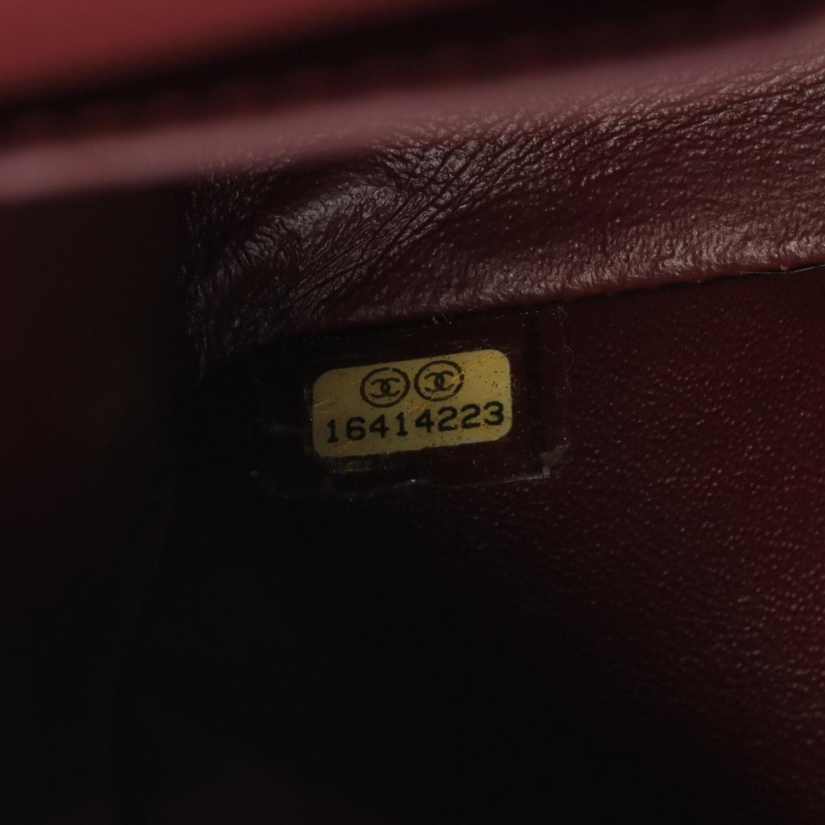 Chanel Black Leather Handbag Shoulder Bag (Pre-Owned)