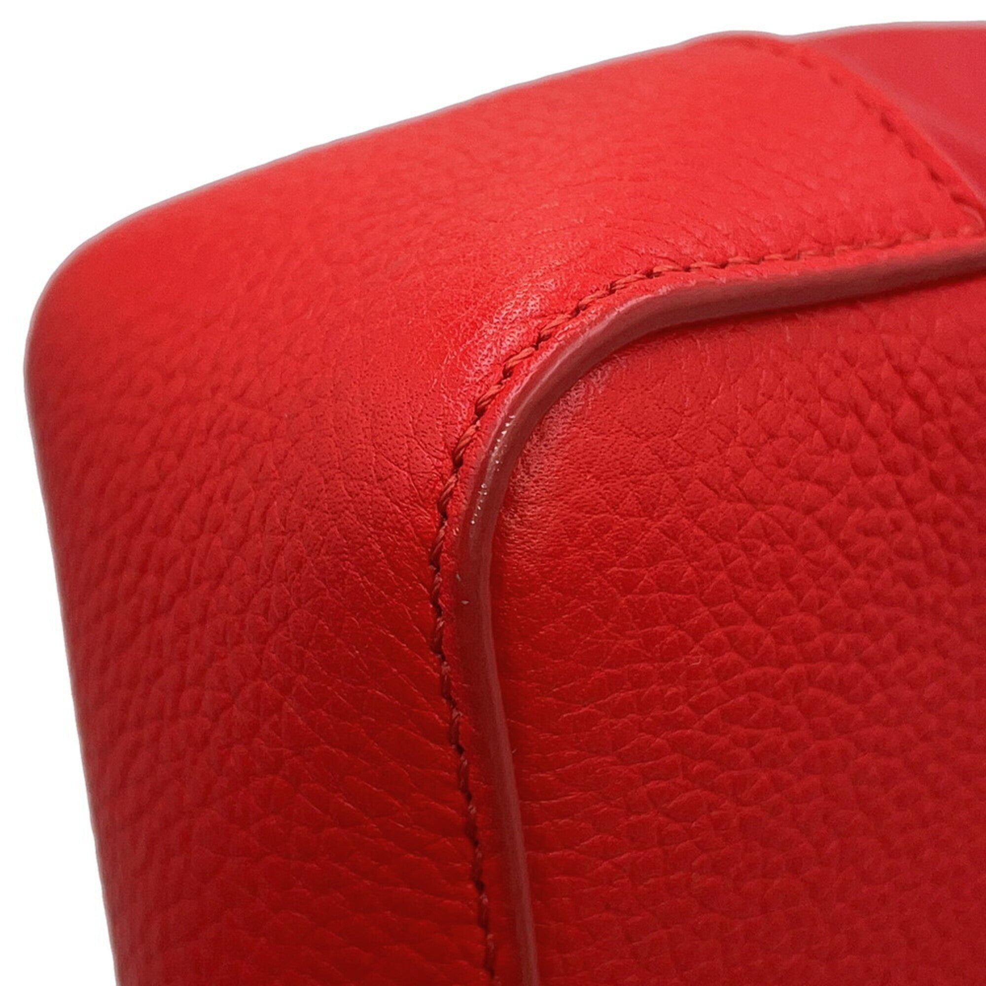 Salvatore Ferragamo Red Color Leather Handbag Shoulder Bag (Pre-Owned)