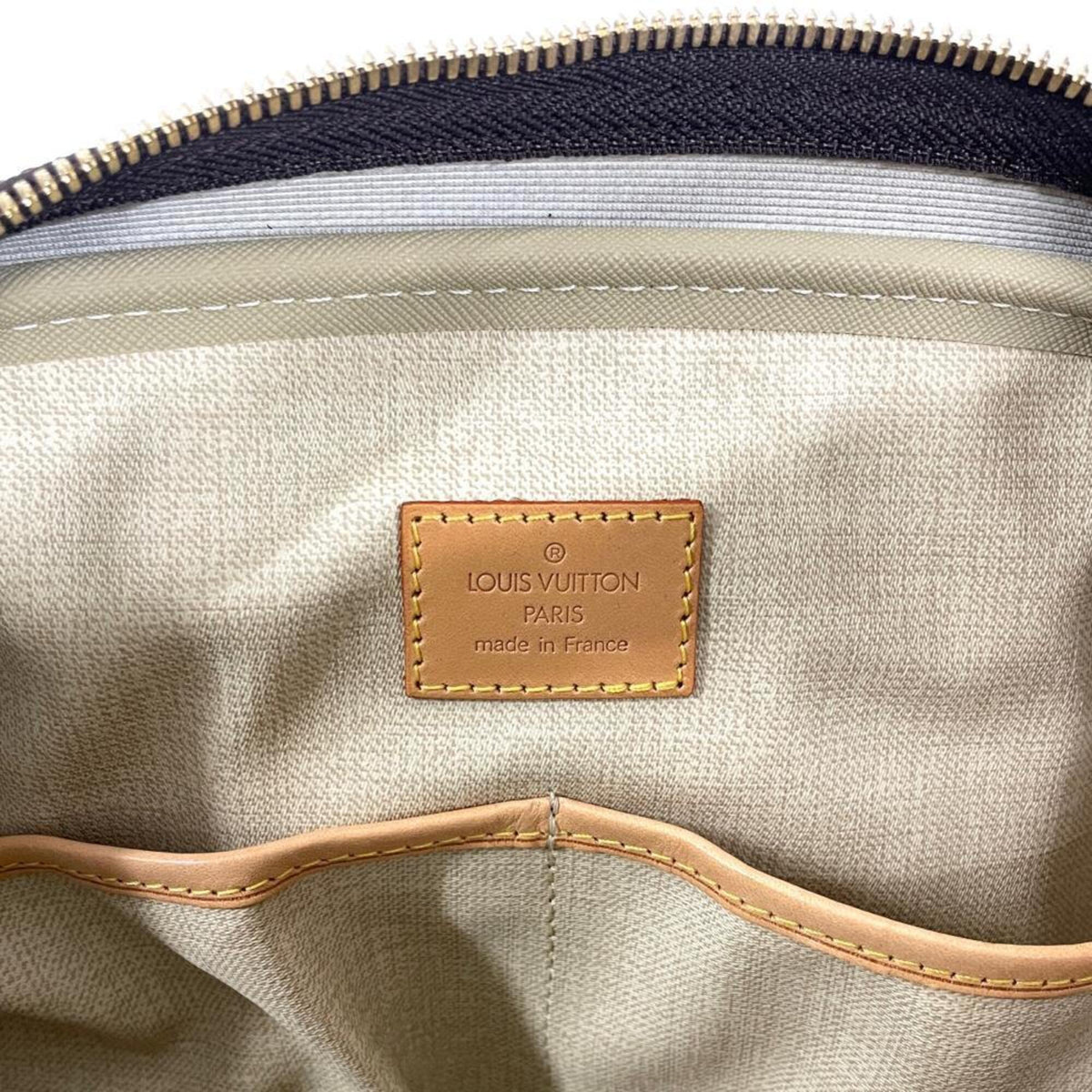 Louis Vuitton Brown Monogram Canvas Handbag (Pre-Owned)