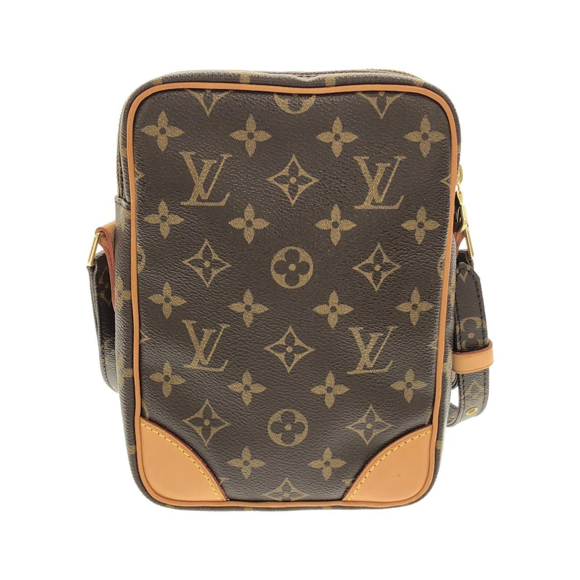 Louis Vuitton Brown Coated Canvas Shoulder Bag (Pre-Owned)