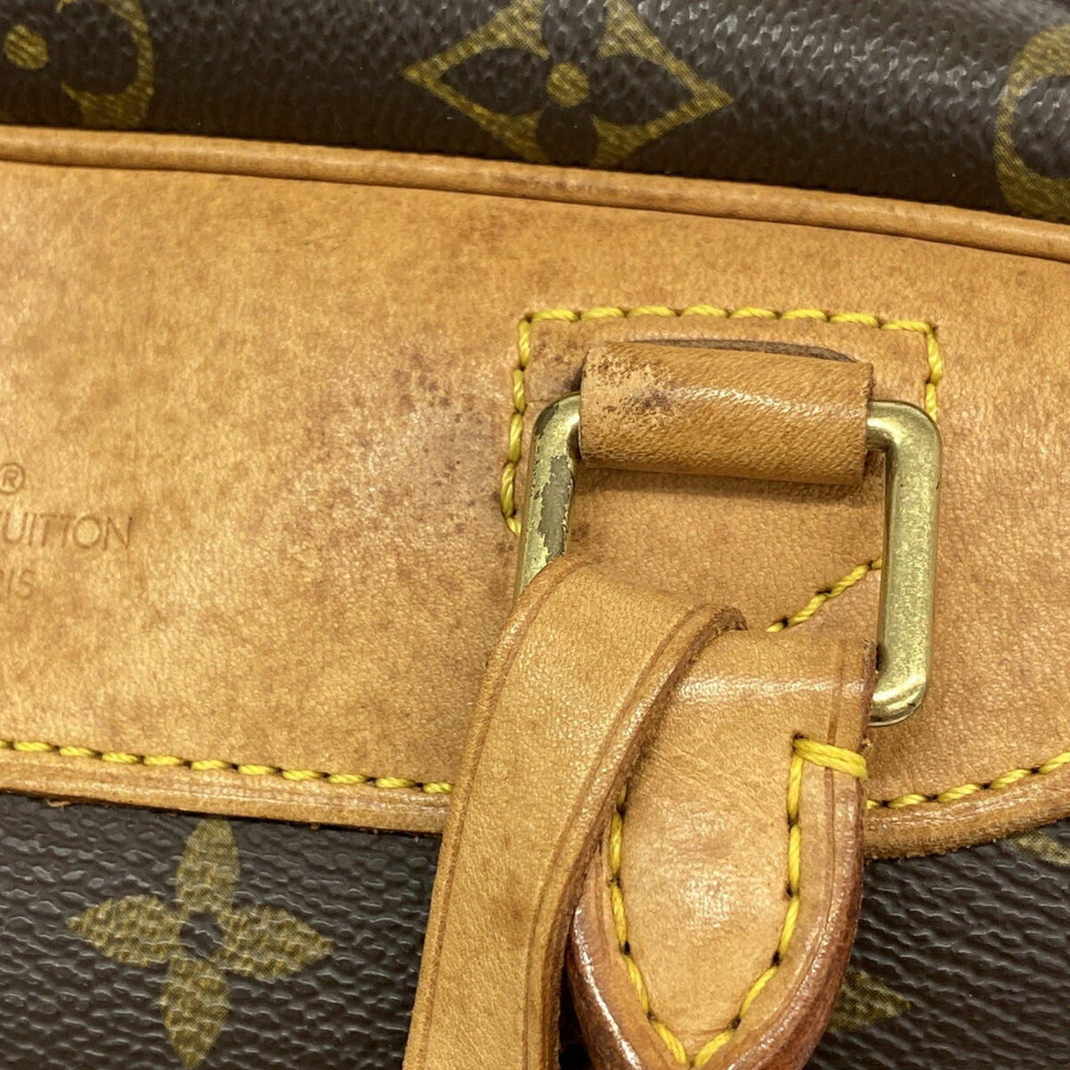 Louis Vuitton Brown Handbag (Pre-Owned)