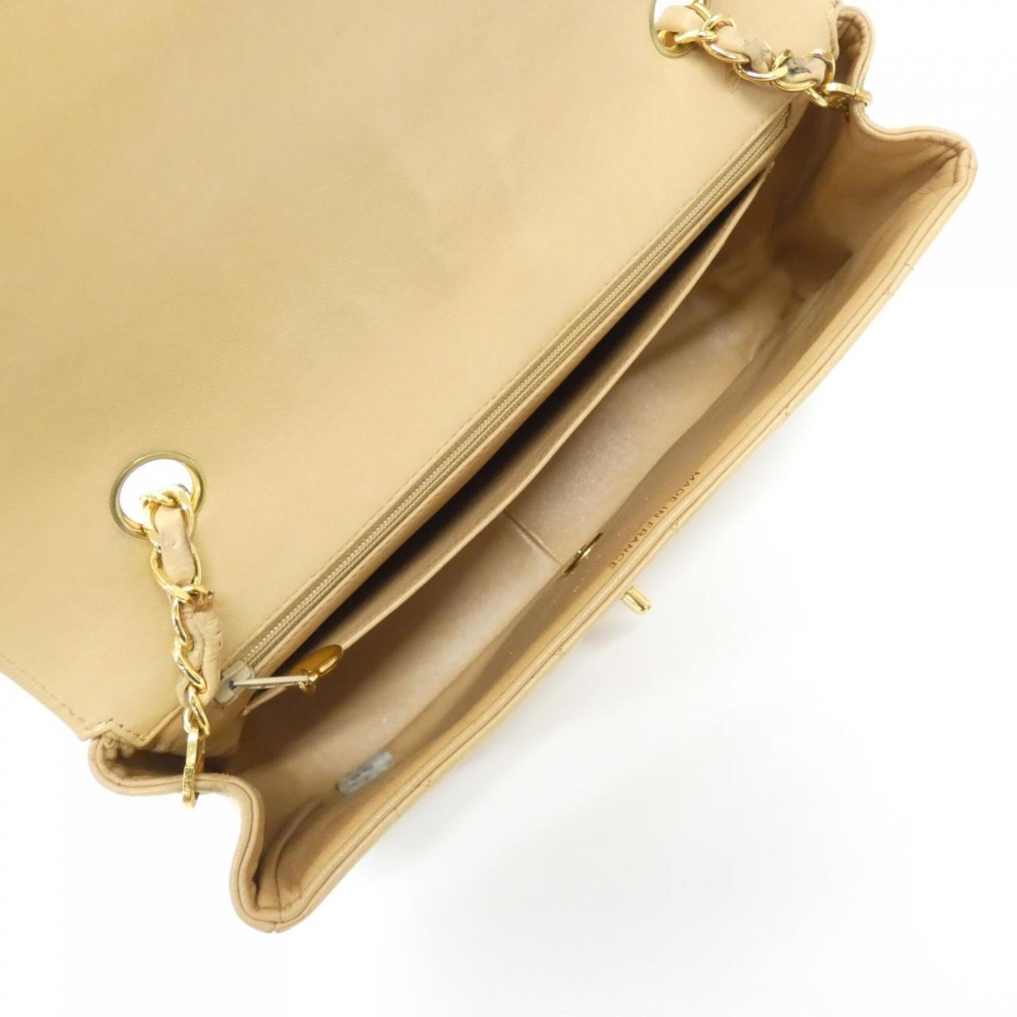 Chanel Beige Leather Shoulder Bag (Pre-Owned)