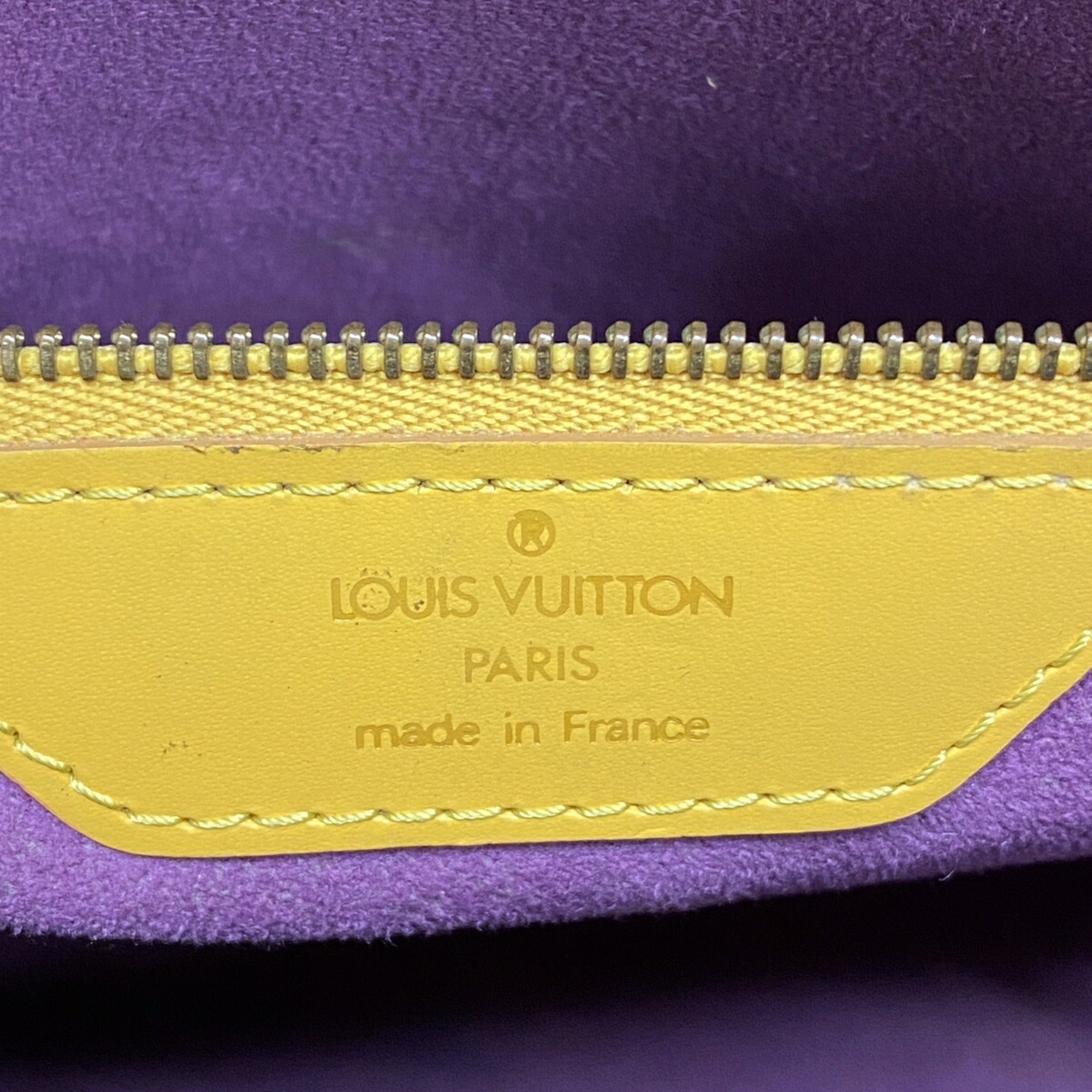Louis Vuitton Jaune Shoulder Bag (Pre-Owned)