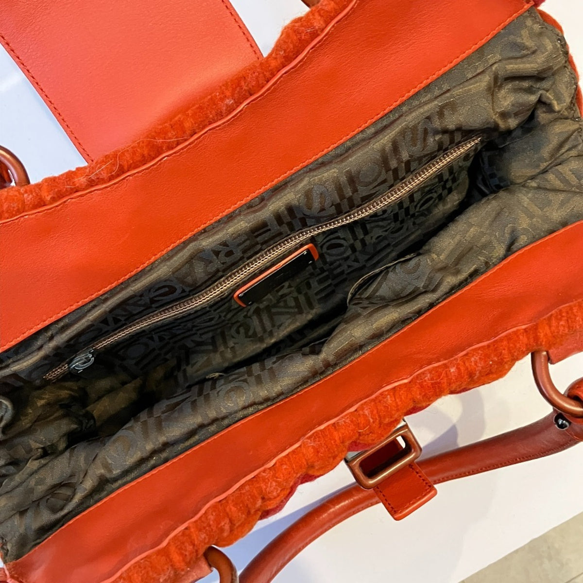 Salvatore Ferragamo Orange Knit Handbag (Pre-Owned)