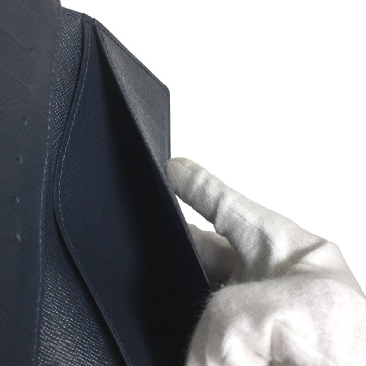 Louis Vuitton Navy Blue Epi Leather Long Wallet (Bi-Fold) (Pre-Owned)