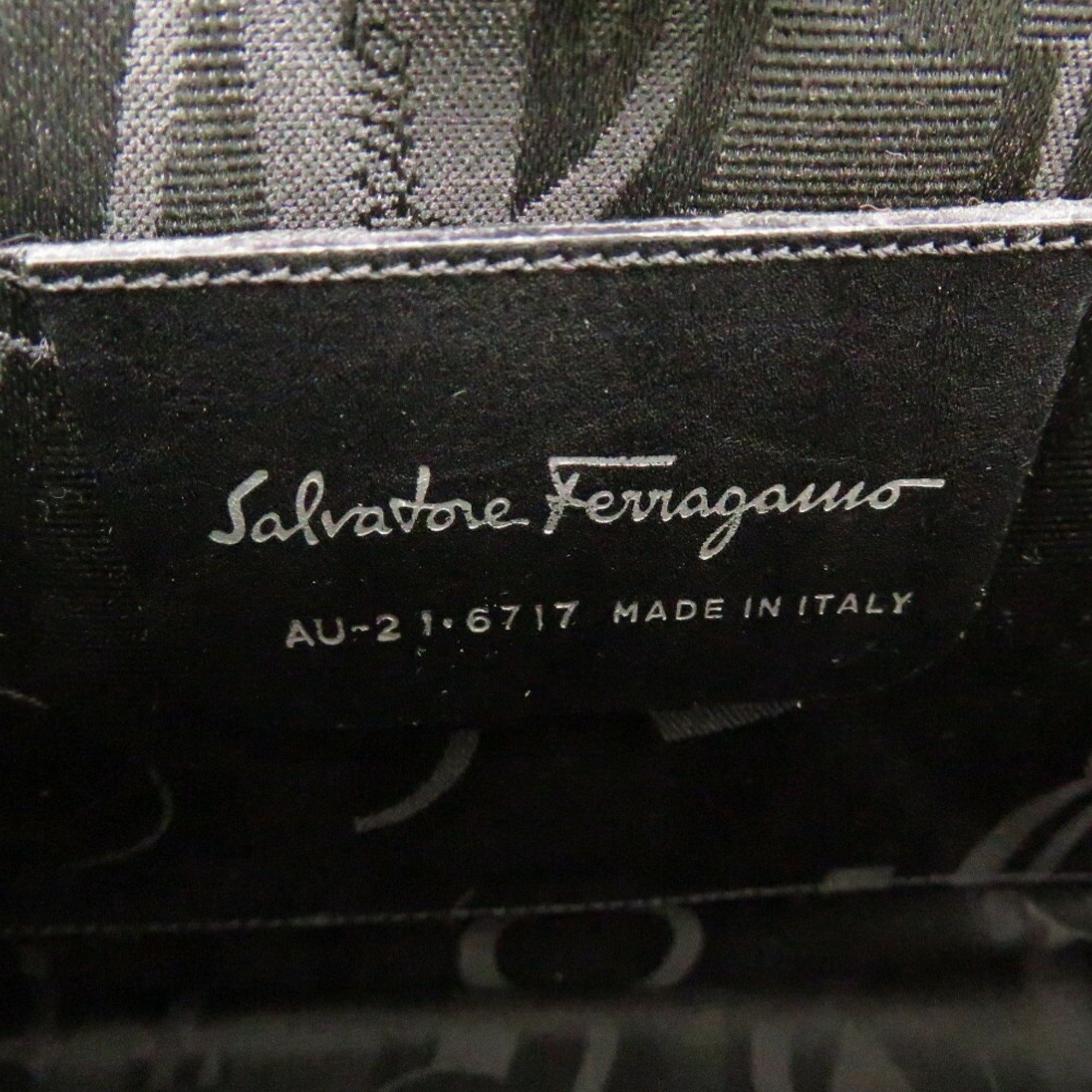 Salvatore Ferragamo Silver Aluminum Shoulder Bag (Pre-Owned)