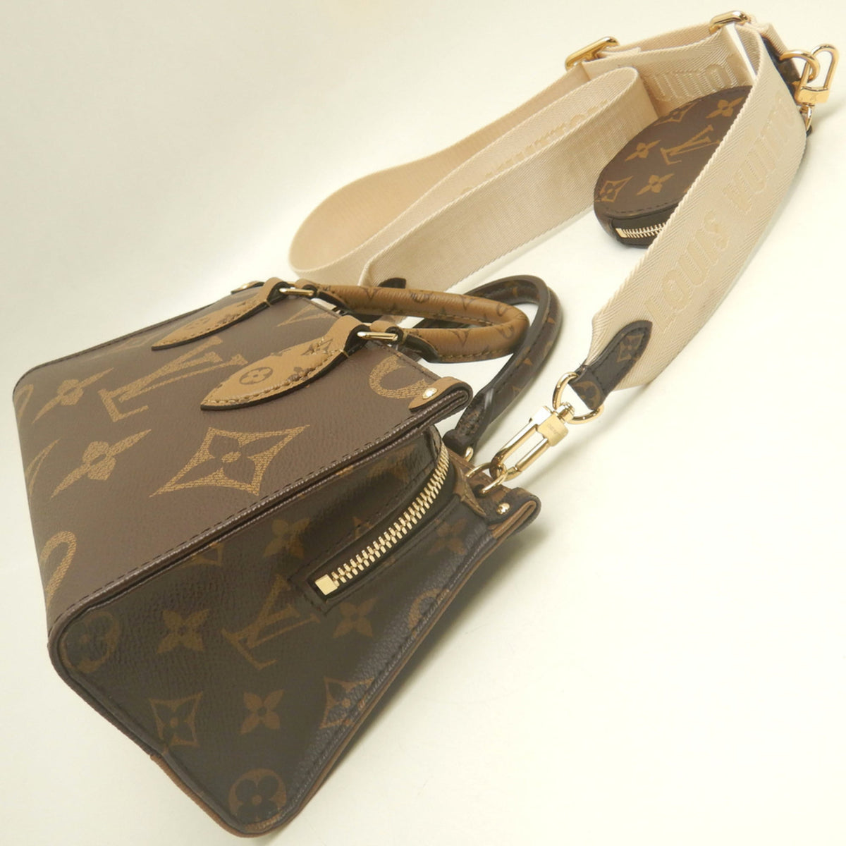 Louis Vuitton Brown Monogram Canvas Handbag Pouch (Pre-Owned)