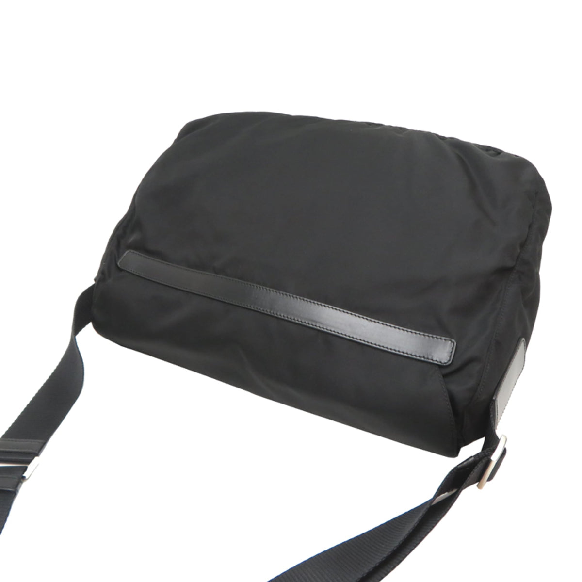 Prada Black Nylon Messenger Bag (Pre-Owned)